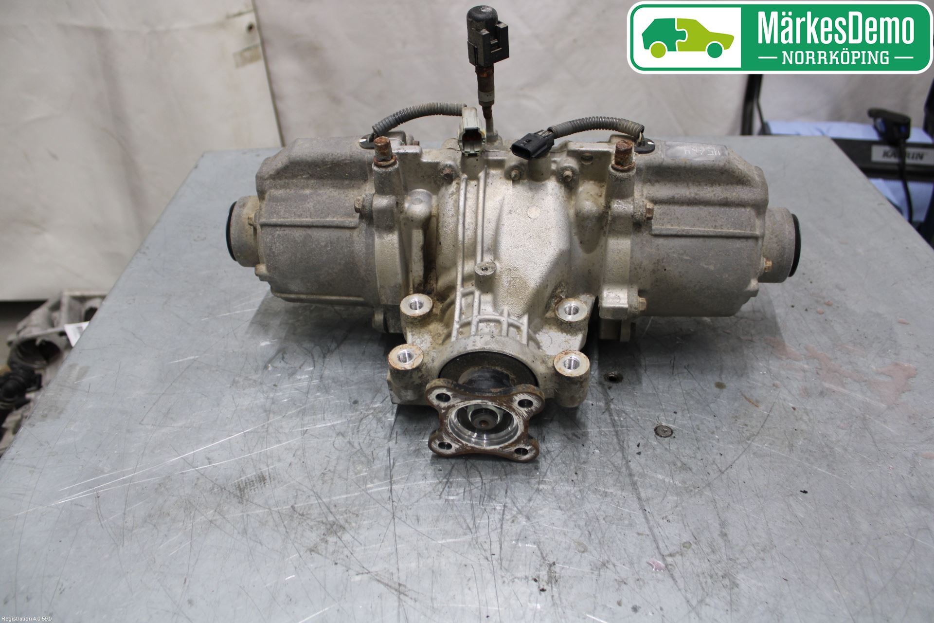 Nissan JUKE 10-14 Bakaksel Kardang Bak -Diff