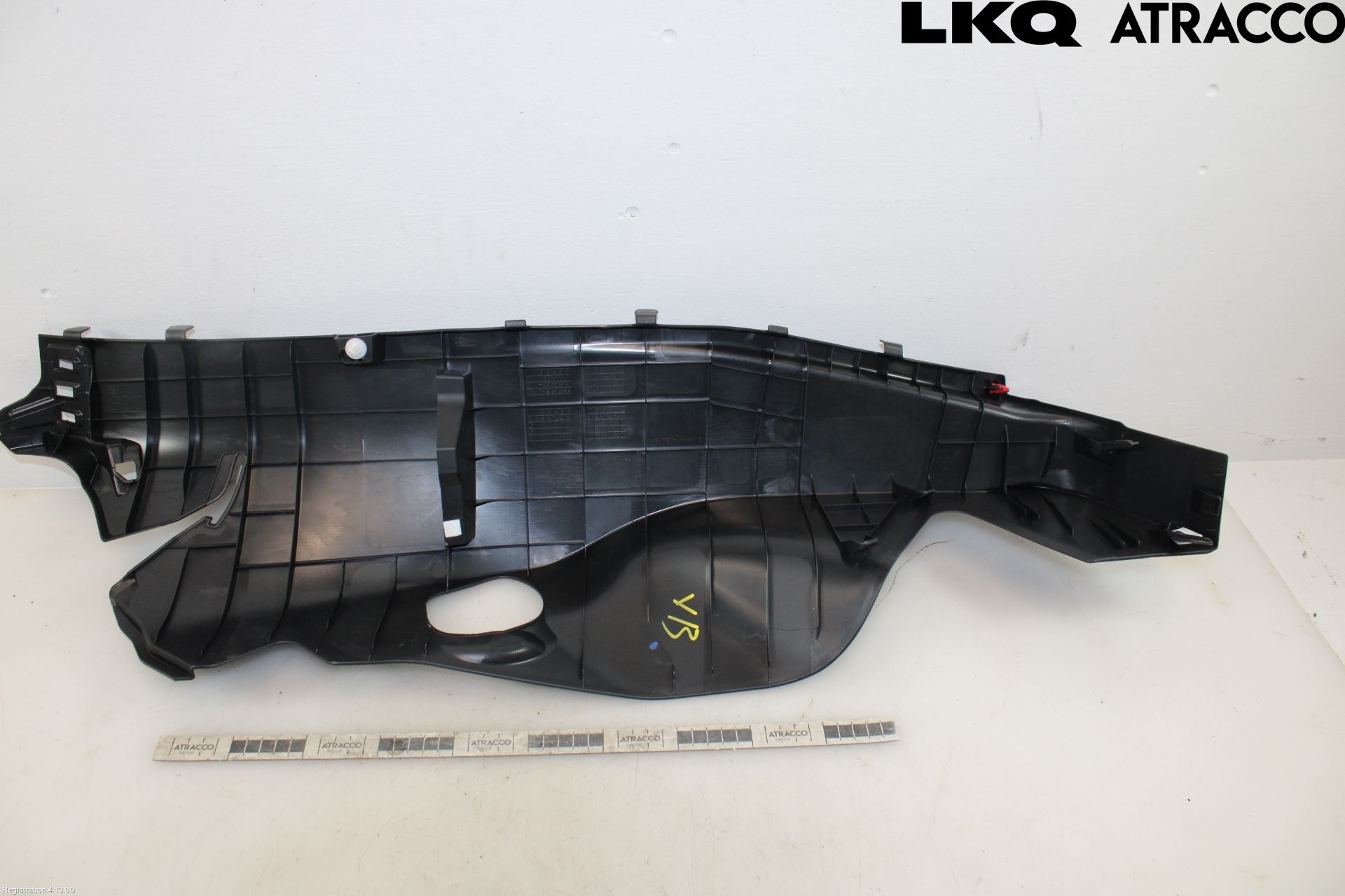 Toyota COROLLA CROSS XG10 22- Innr Deksel A-B-C Stolpe