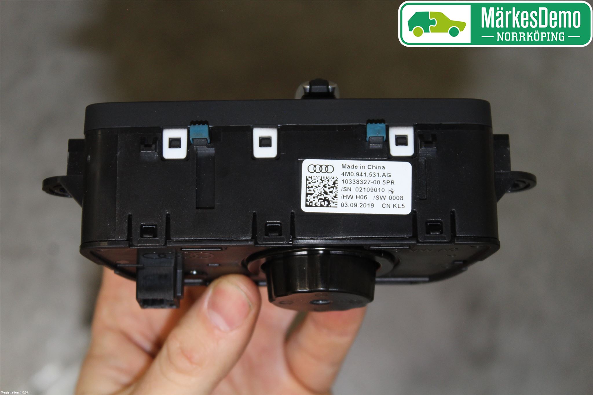 Audi A4/S4 B9 20- Bryter Hovedlys