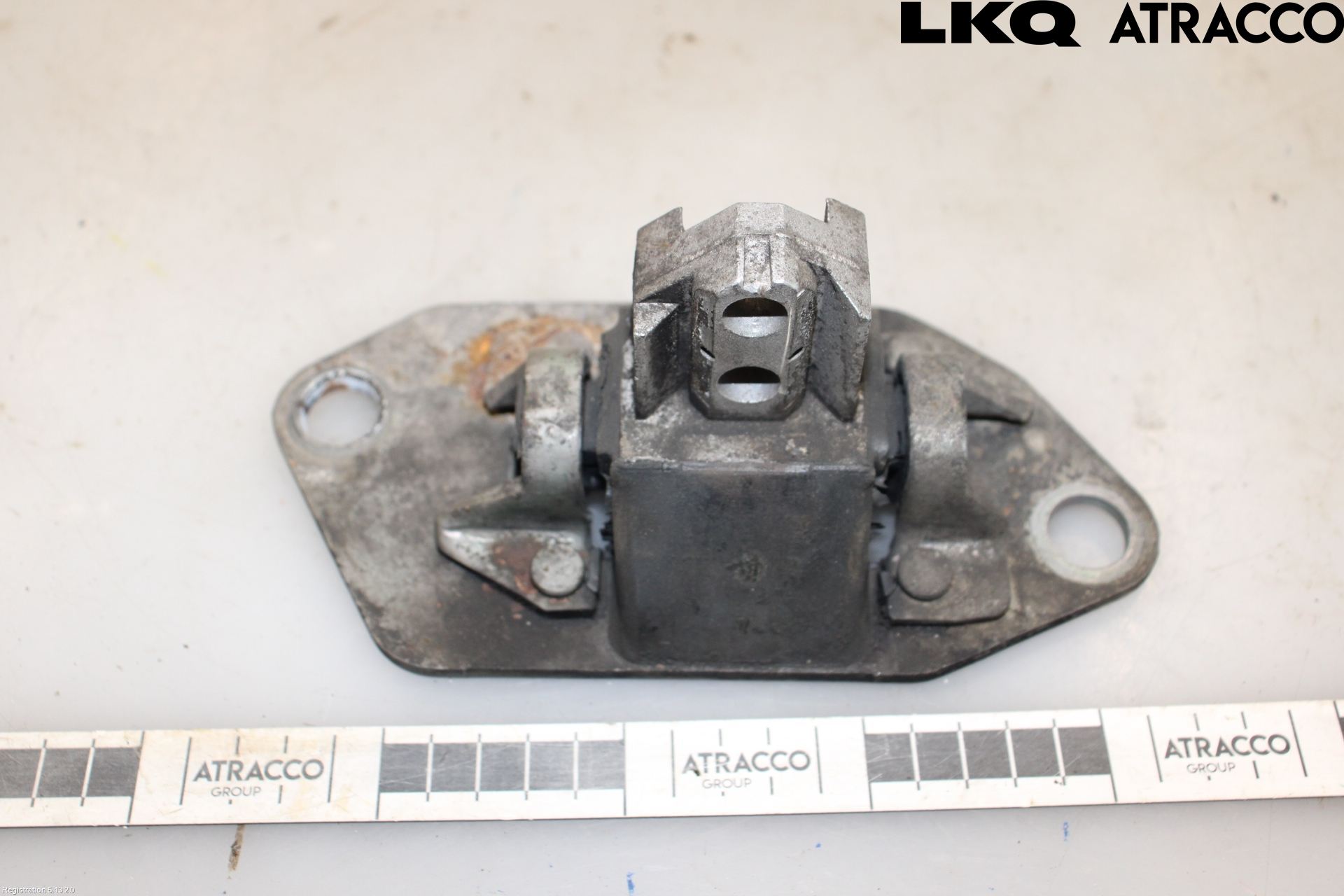 Volvo XC90 03-06 Motor Feste Stål-Alu