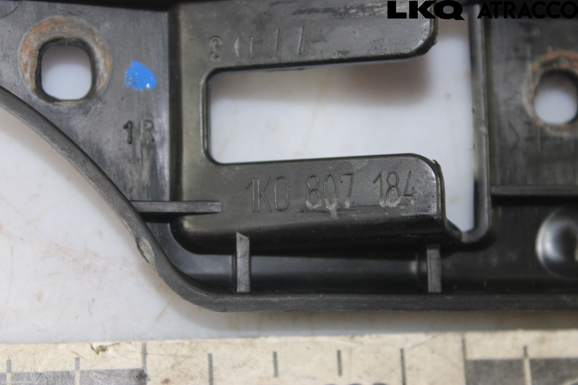Volkswagen VW GOLF V 04-09 Støtfangerfeste Foran Høyre