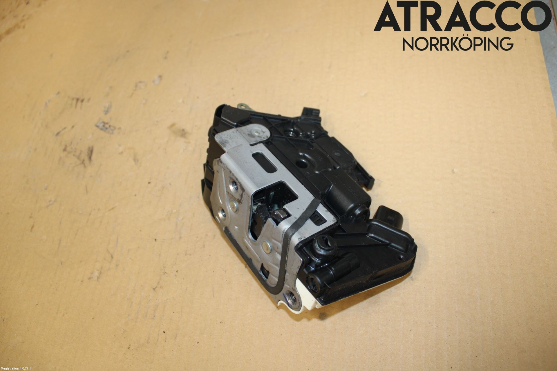 Volkswagen VW AMAROK 2H 10-22 Dørlås - Låsekasse