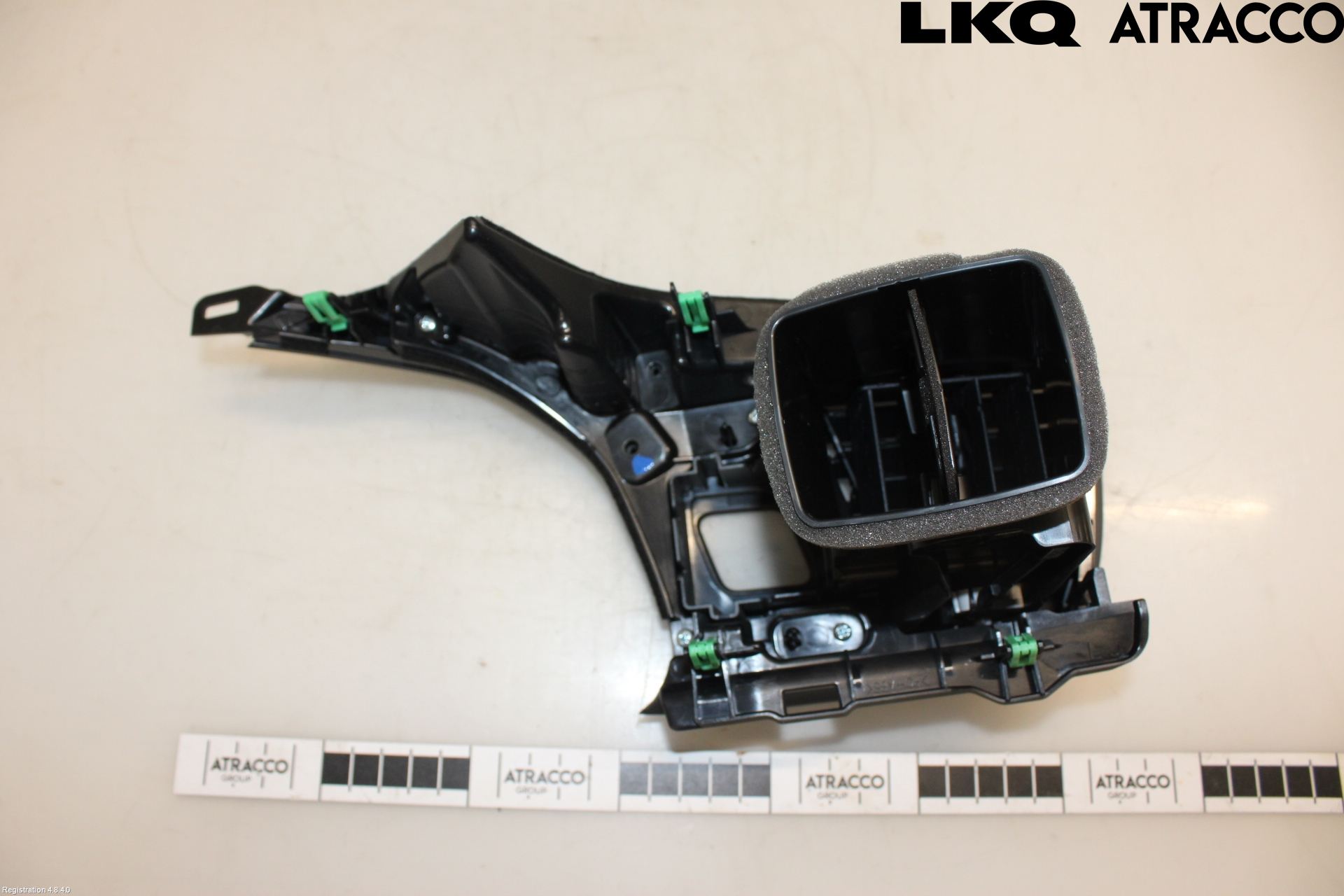 Lexus NX 340h/450h+ 21- Dashbord Kanal - Dyse