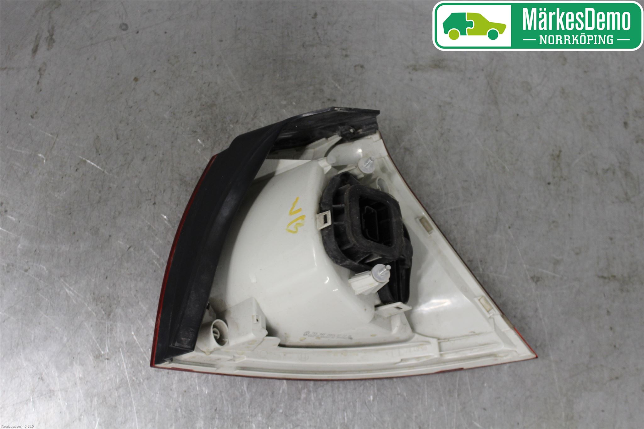 Volkswagen VW GOLF V 04-09 Baklykt Venstre