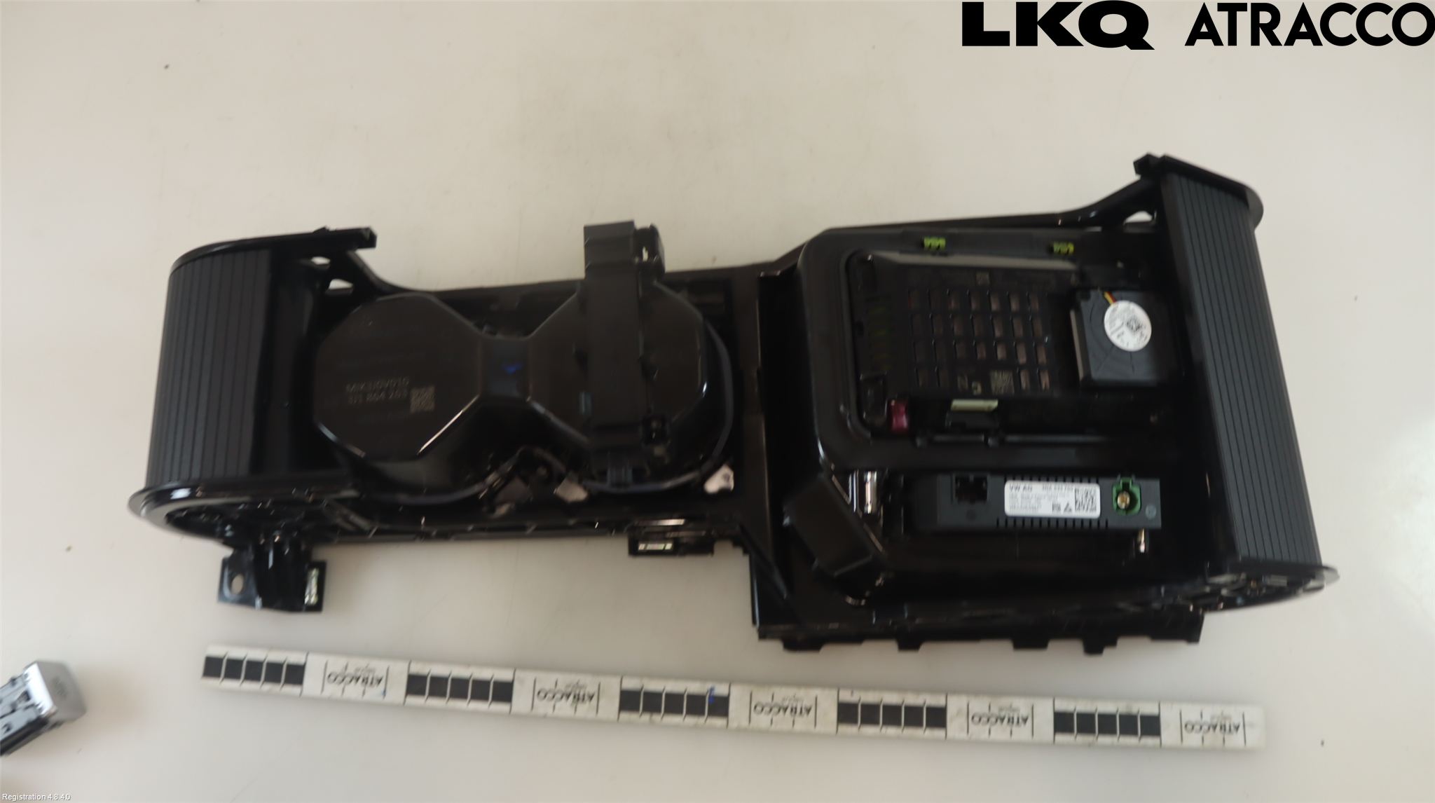 Volkswagen VW PASSAT 24- Innr Koppholder