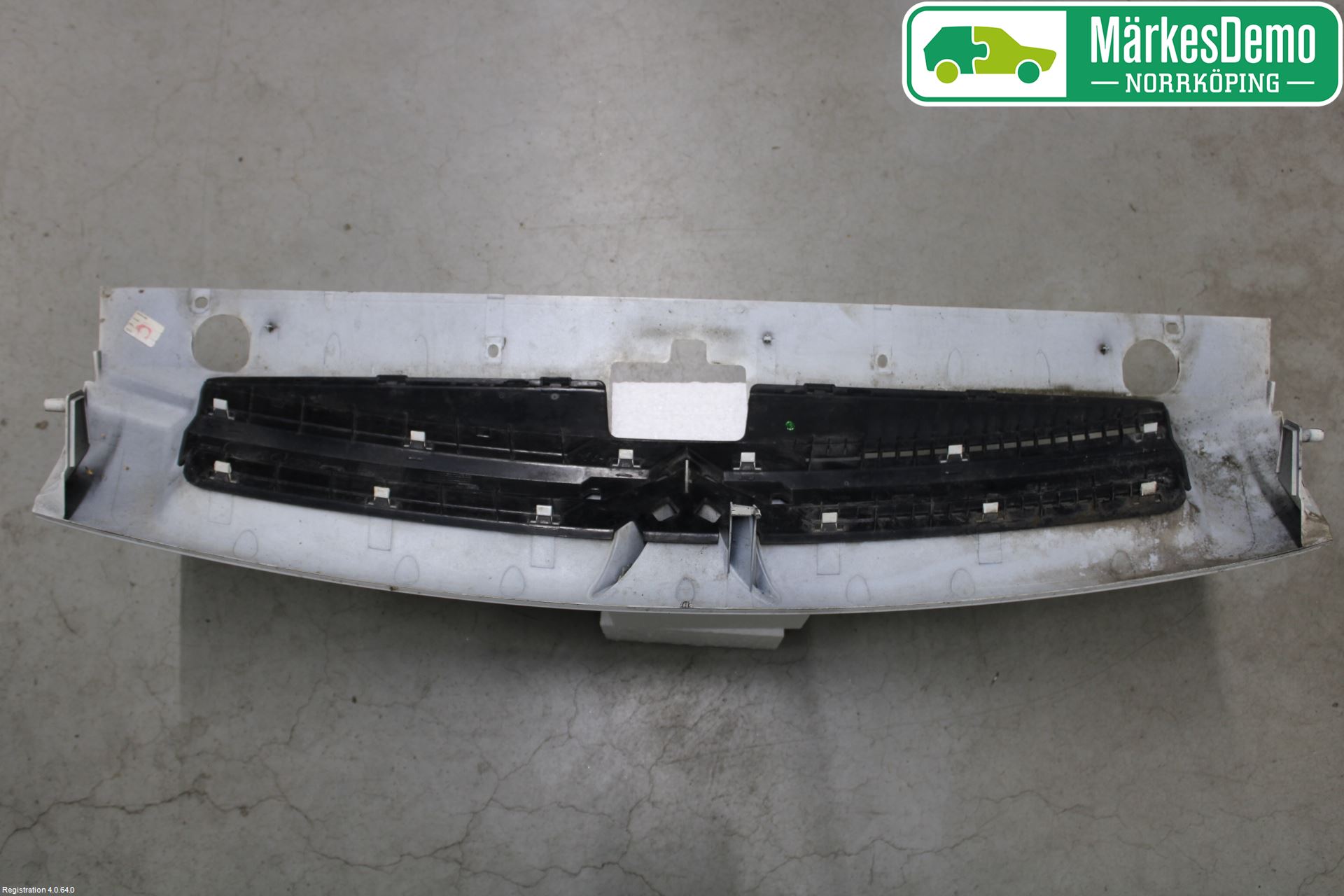 Citroen BERLINGO  03-07 Grill Komplett