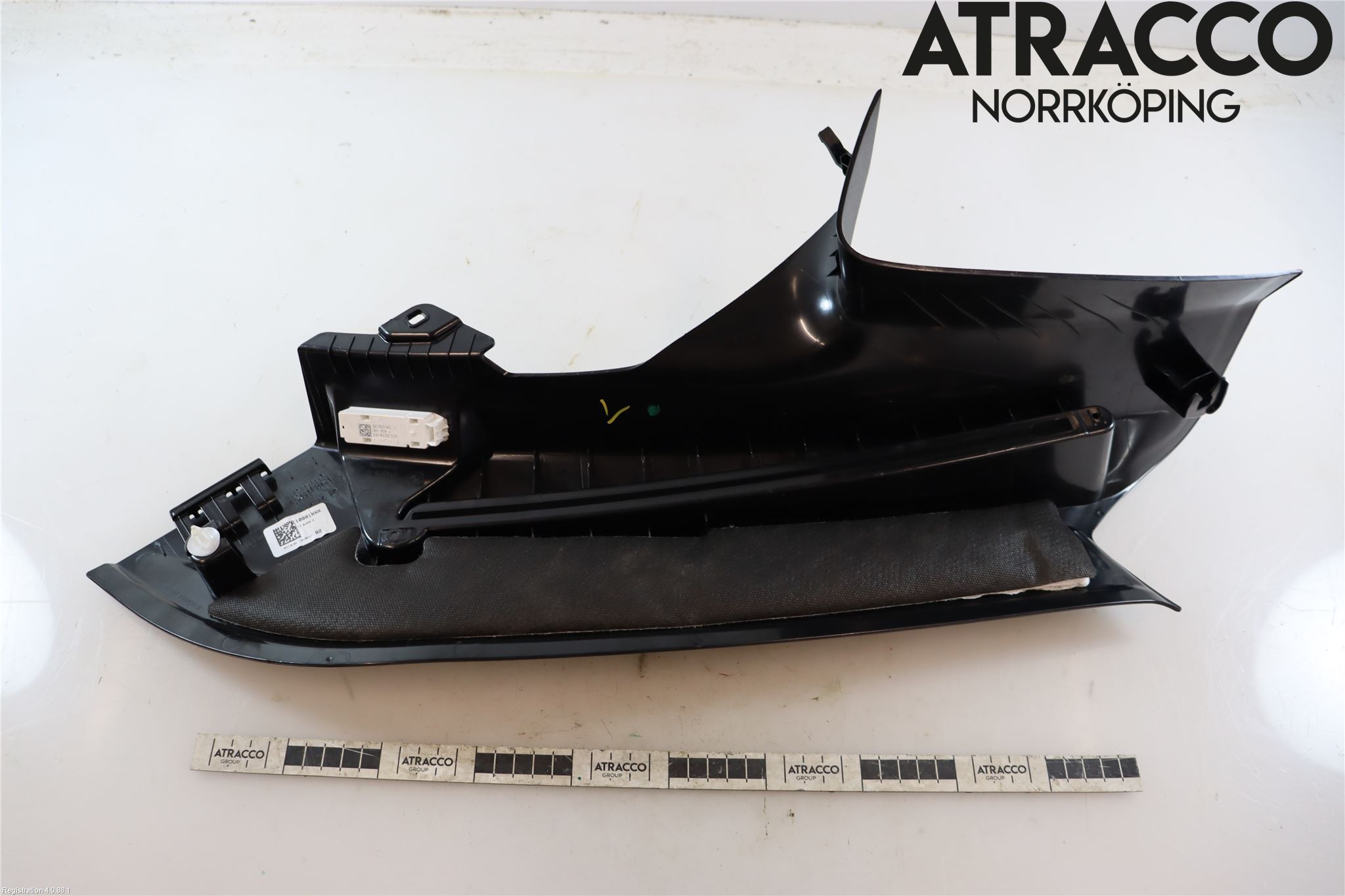 BMW 5 G30/G31/F90 17-23 Innr Sidetrekk-Deksel