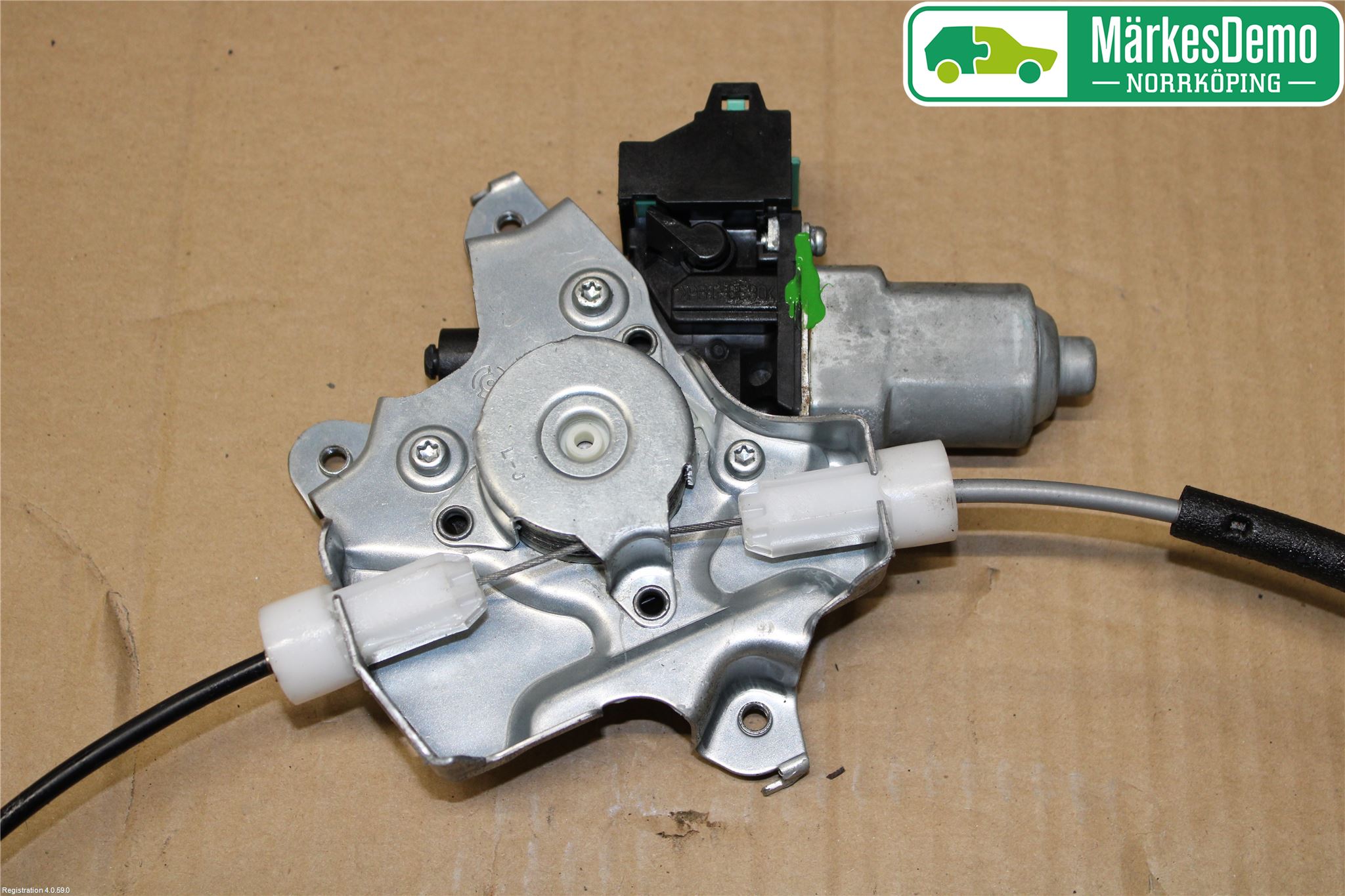 Nissan JUKE 10-14 Vindusheis El Komp