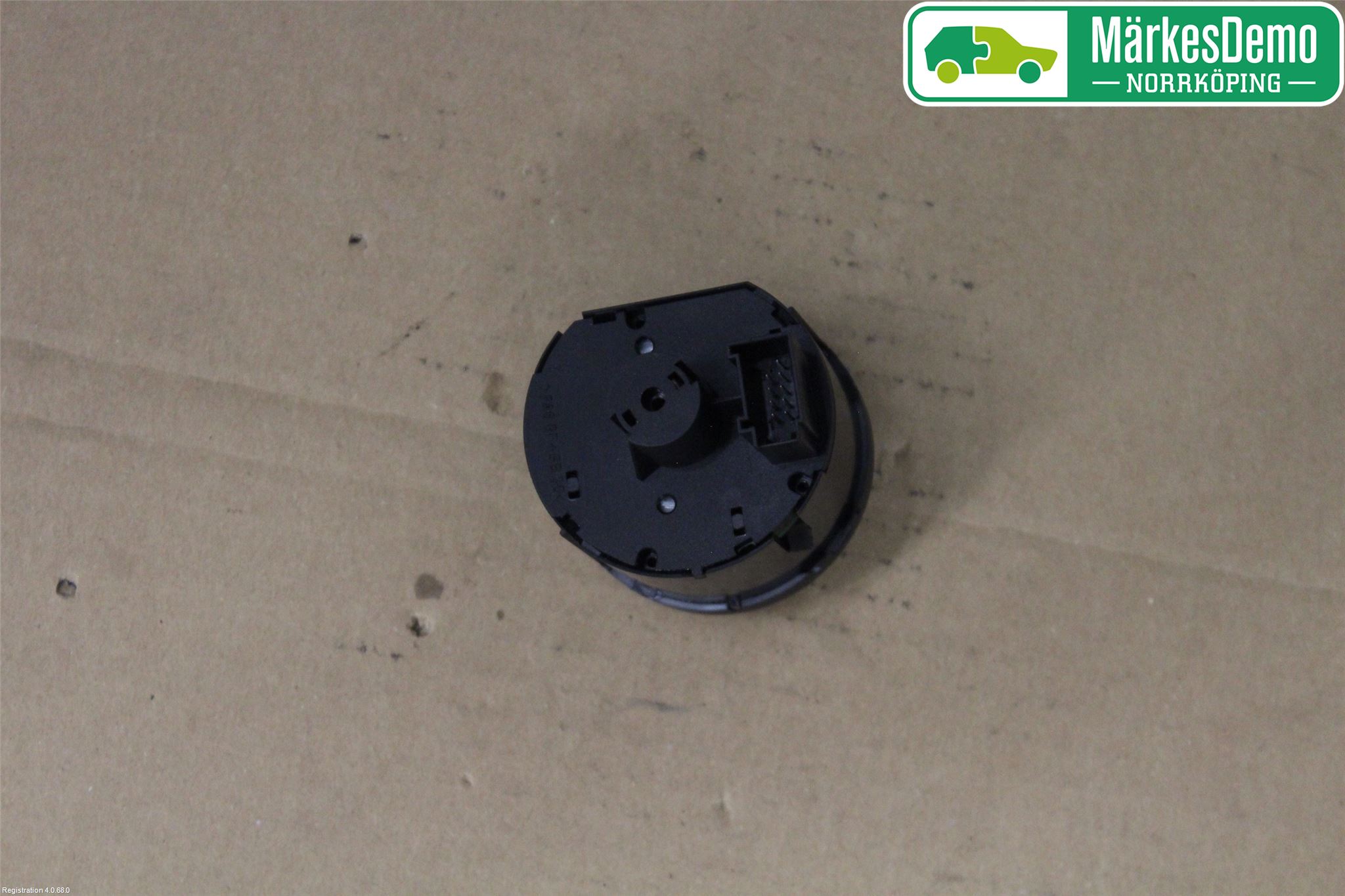 Volkswagen VW CADDY 11-15 Bryter Hovedlys