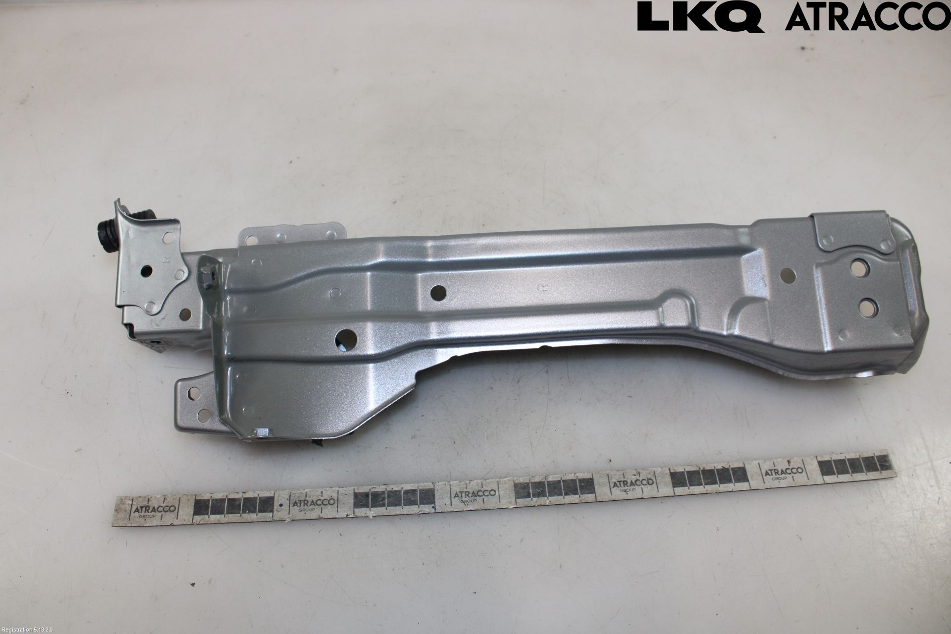 Lexus UX/300e 19- Radiator Feste - Ramme - Bjelk