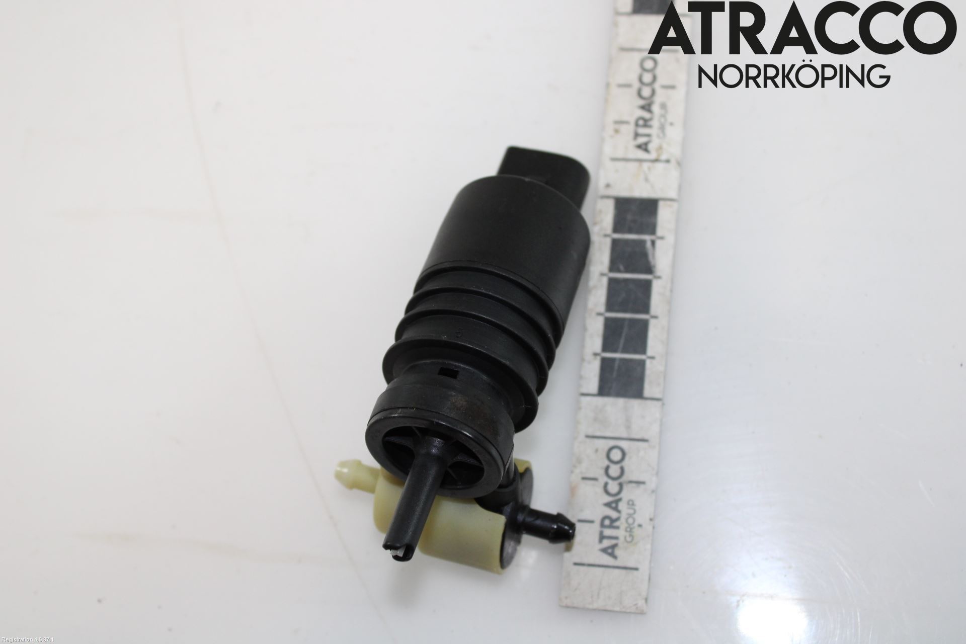 Volkswagen VW POLO 05-09 Spylerpumpe Frontrute
