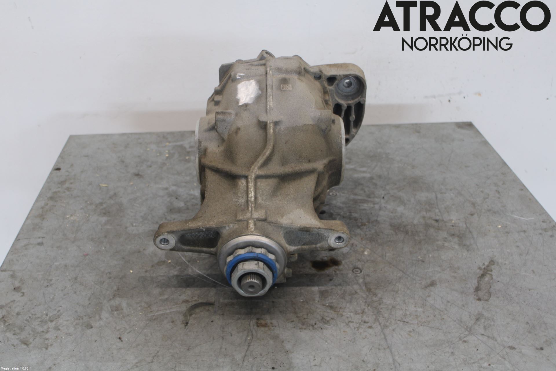 BMW 5 G30/G31/F90 17-23 Bakaksel Kardang Bak -Diff