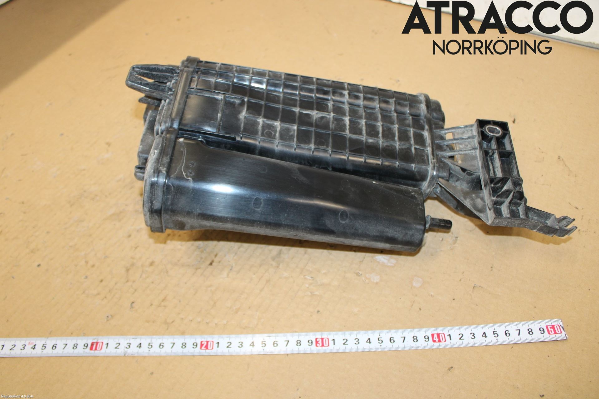 Volkswagen VW TIGUAN 16-24 Drivstoff Kolkanister