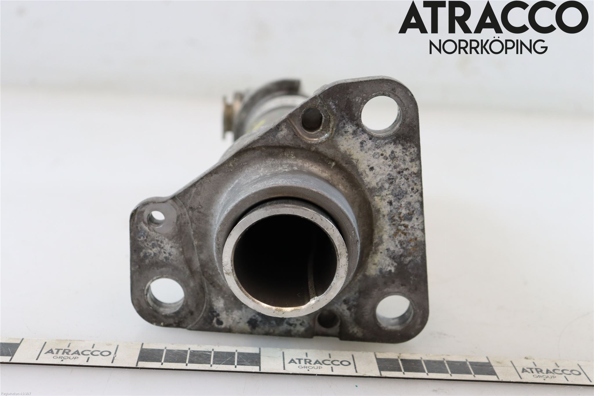 Audi A4/S4 01-05 Støtfanger Foran Feste