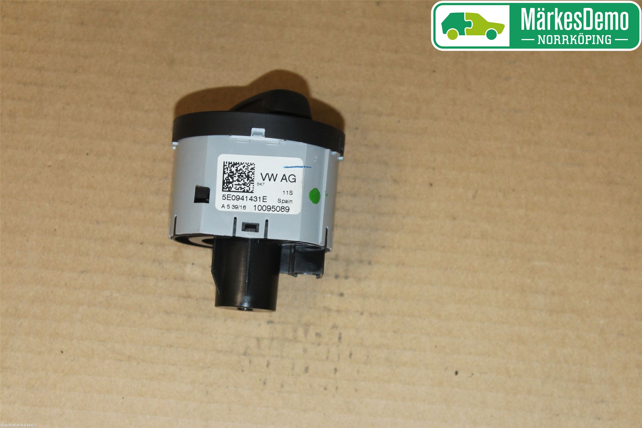 Skoda FABIA 15-21 Bryter Hovedlys