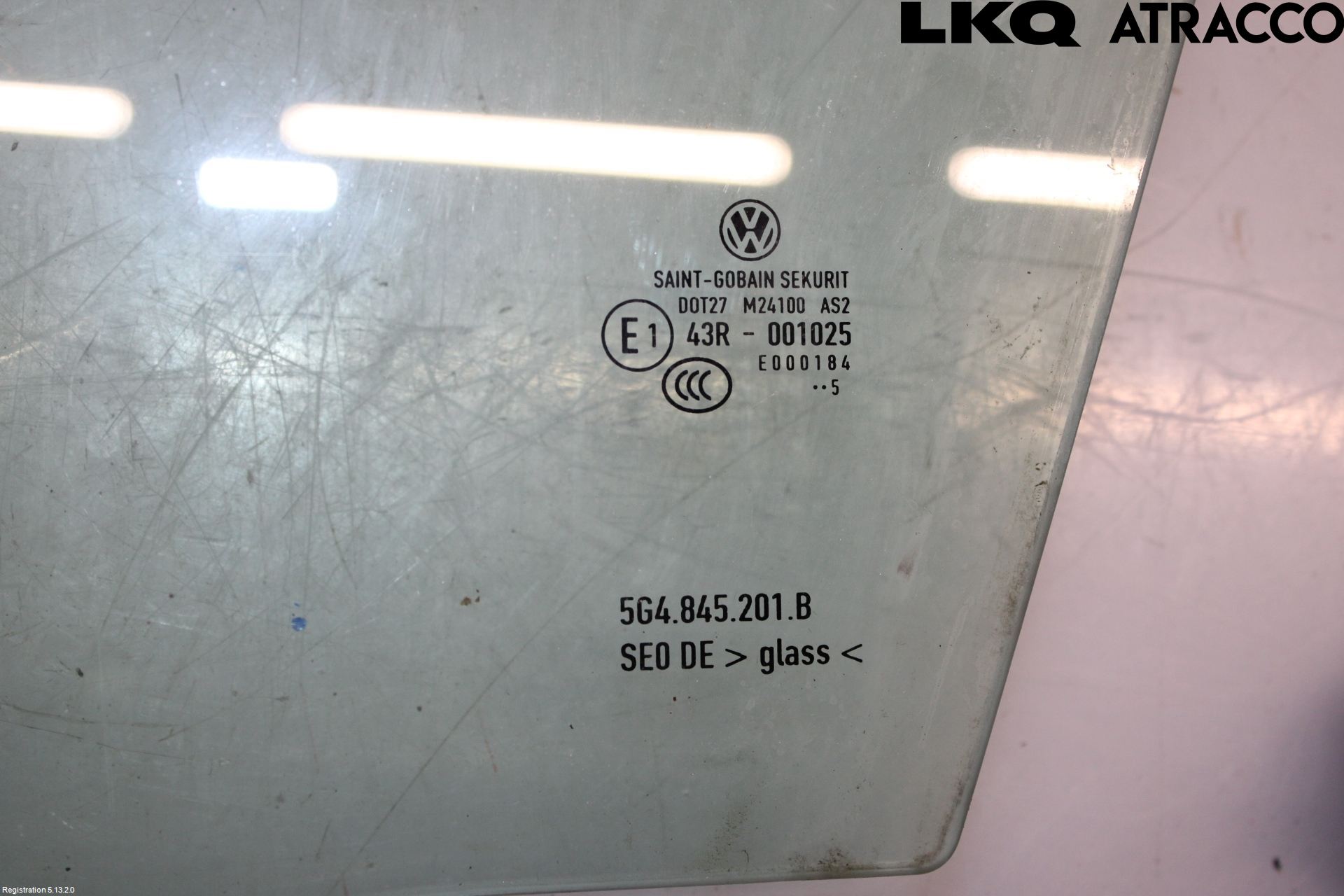 Volkswagen VW GOLF / E-GOLF VII 13-20 Dørrute Foran Venstre 4 Dørs