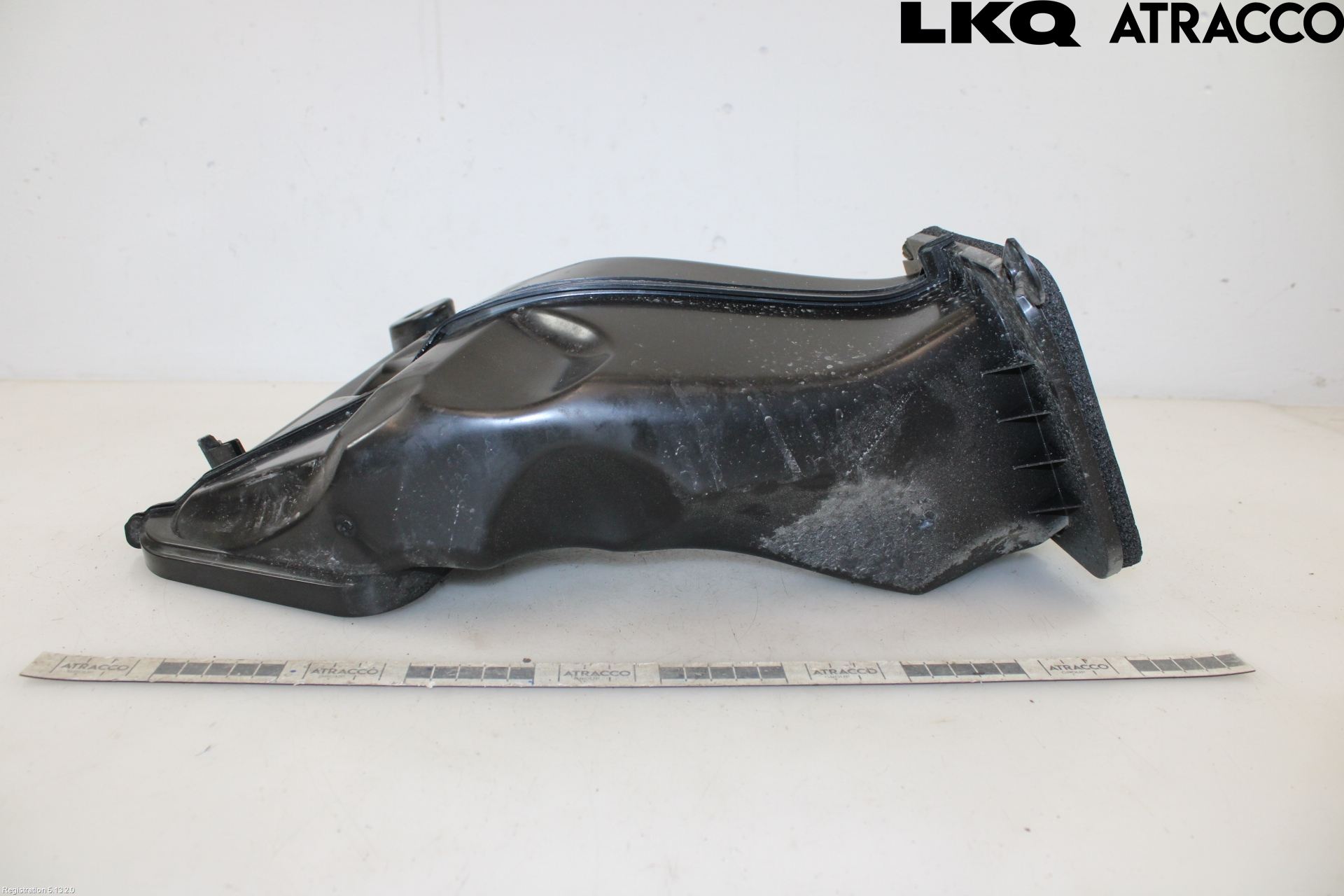 Tesla MODEL Y 21- Luftstyring Front