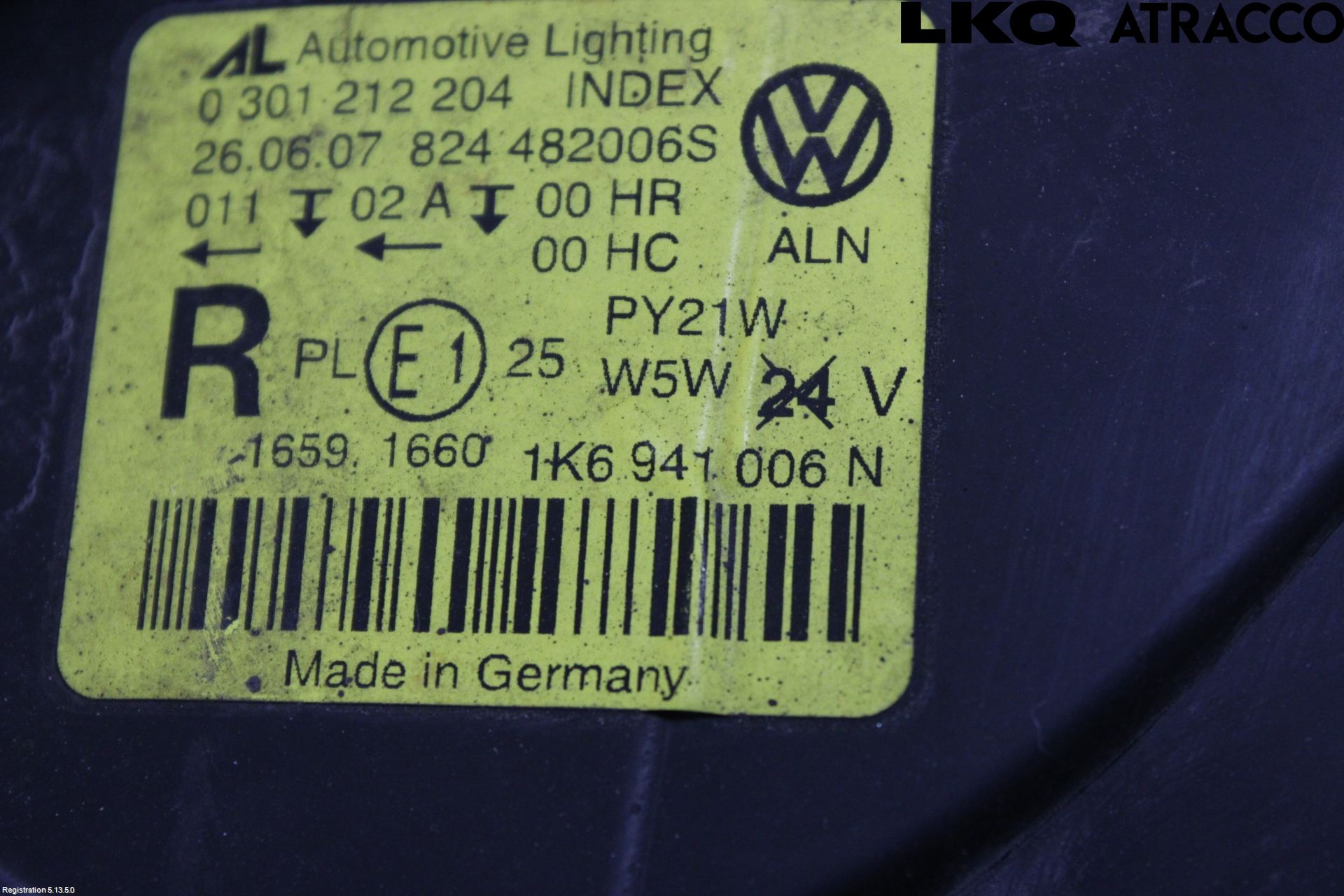 Volkswagen VW GOLF V 04-09 Frontlykt Høyre