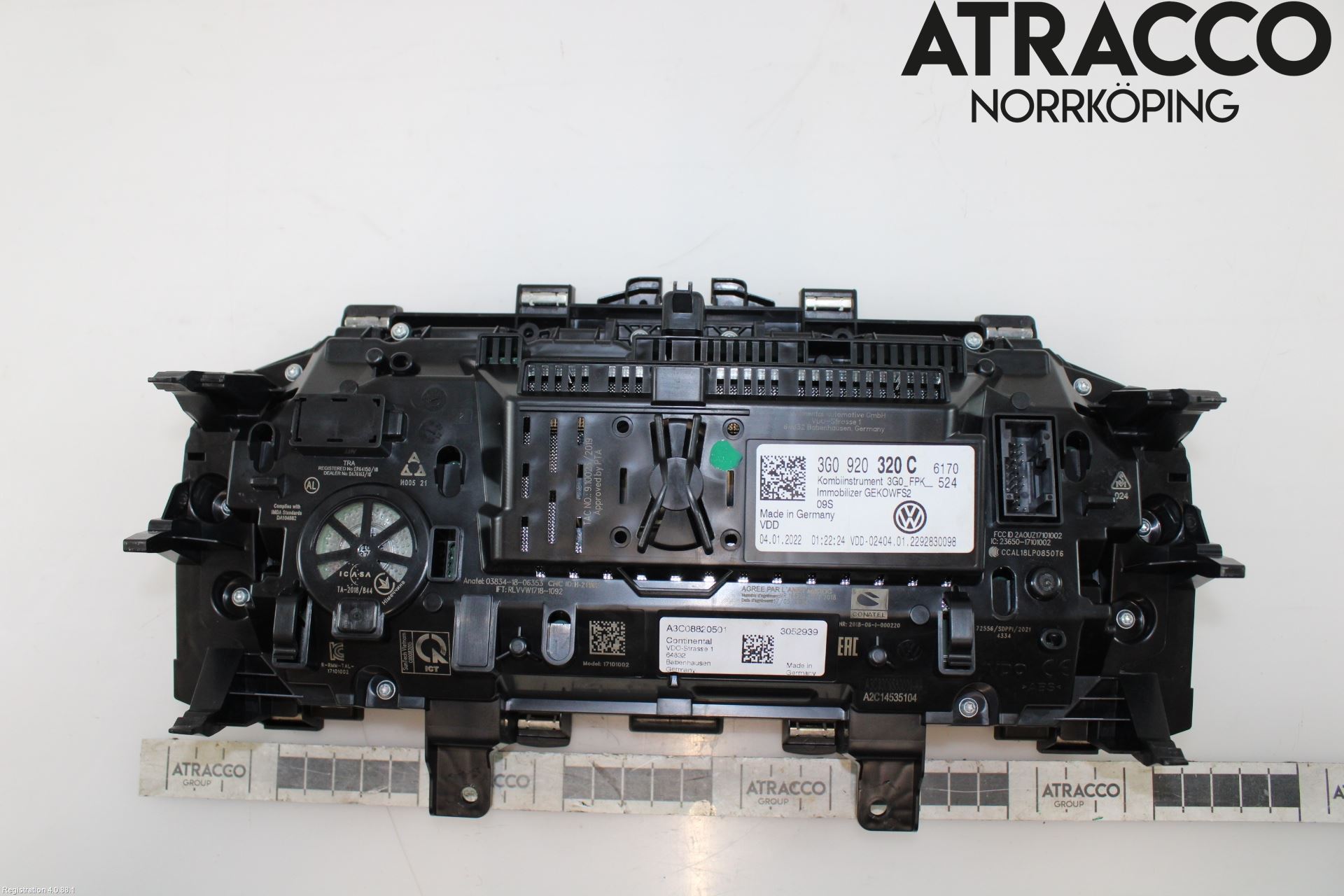 Volkswagen VW TIGUAN 16-24 Instr Kombinert