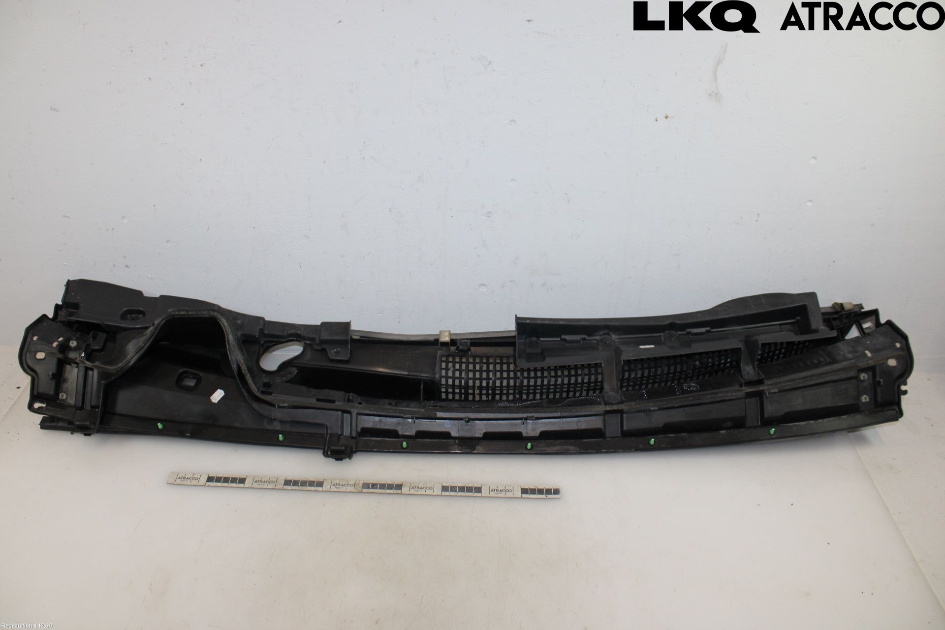 Toyota YARIS XP130 15-20 Visker Deksel-Grill-Under Frr
