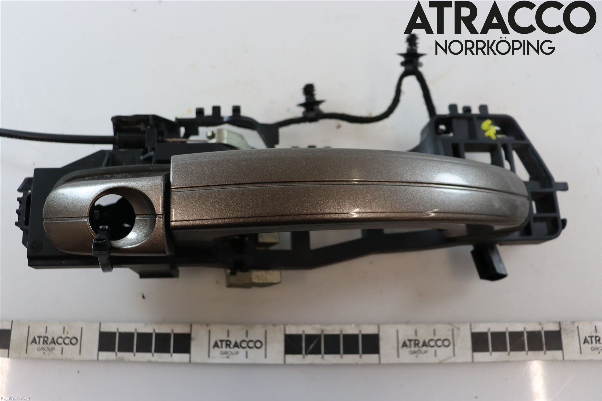 Ford FOCUS     04-07 Dørhandtak Ytre Venstre