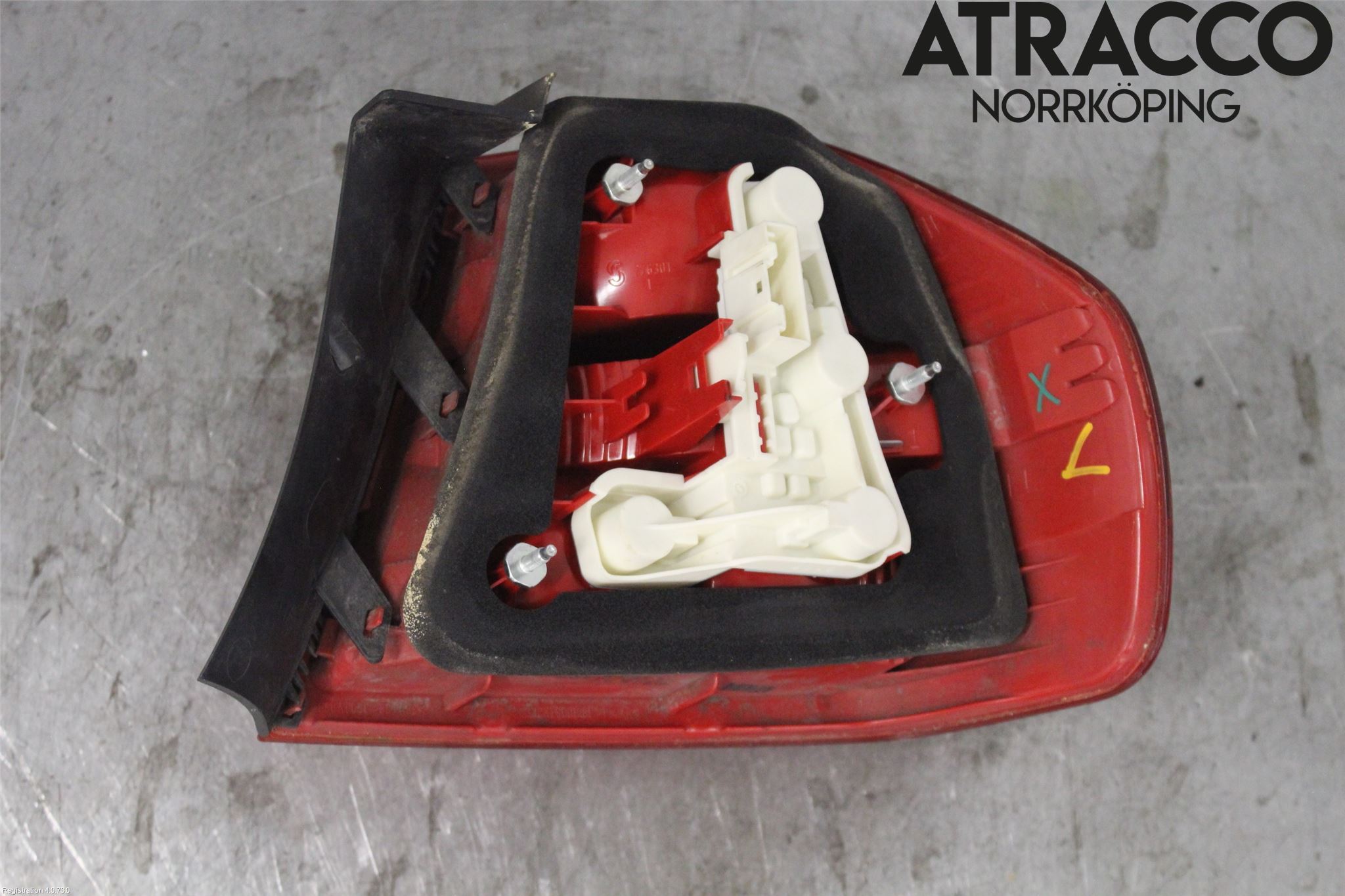 BMW 3 E90/91 SED/TOU 05-12 Baklykt Venstre