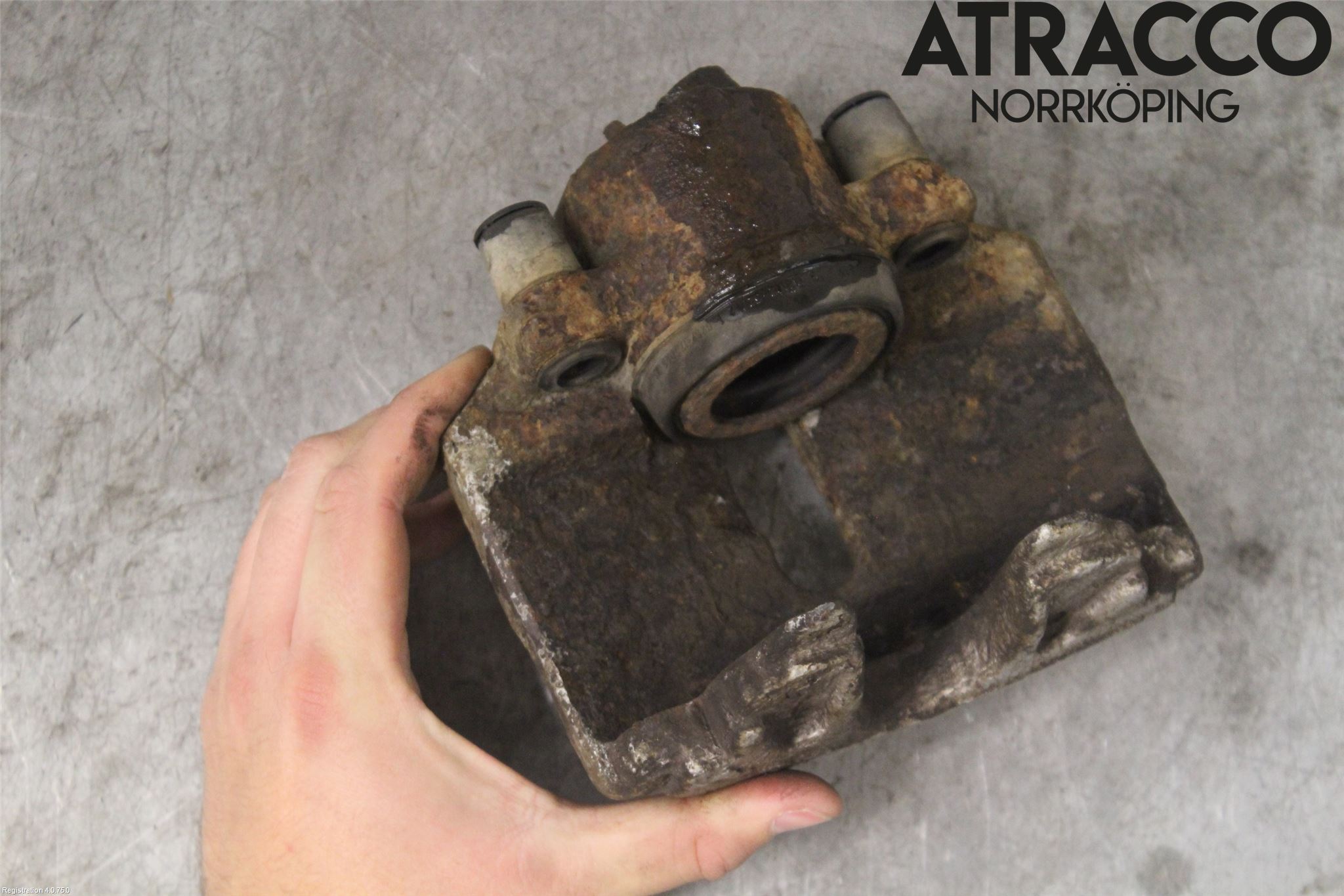 Volkswagen VW CADDY      04-10 Bremsecaliper Foran Høyre