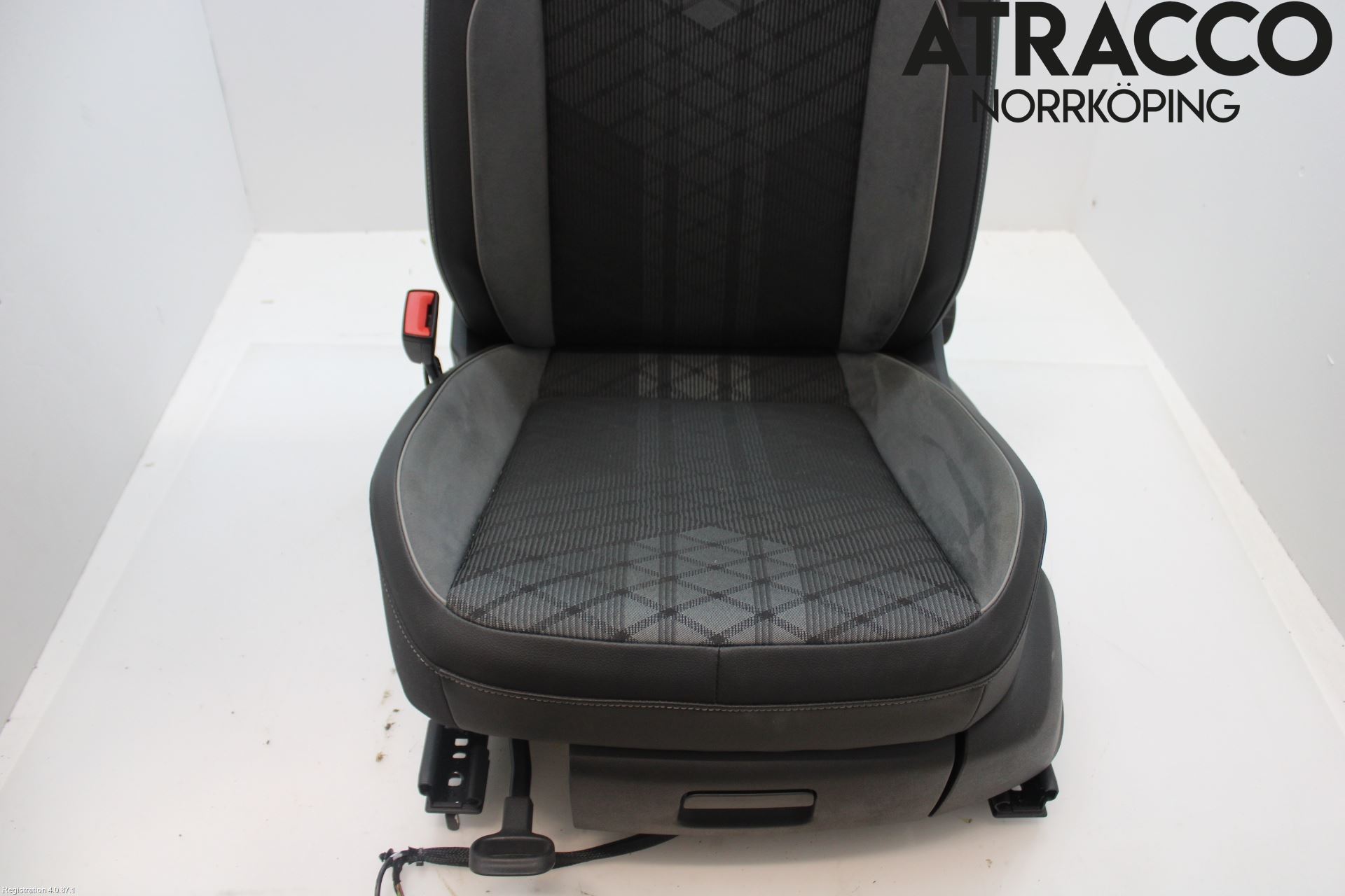 Volkswagen VW TIGUAN 16-24 Innr Sete Foran Venstre
