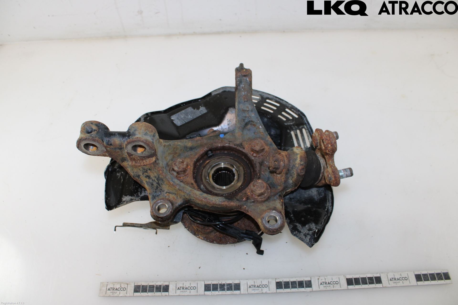 Toyota COROLLA 19- Spindel Vf