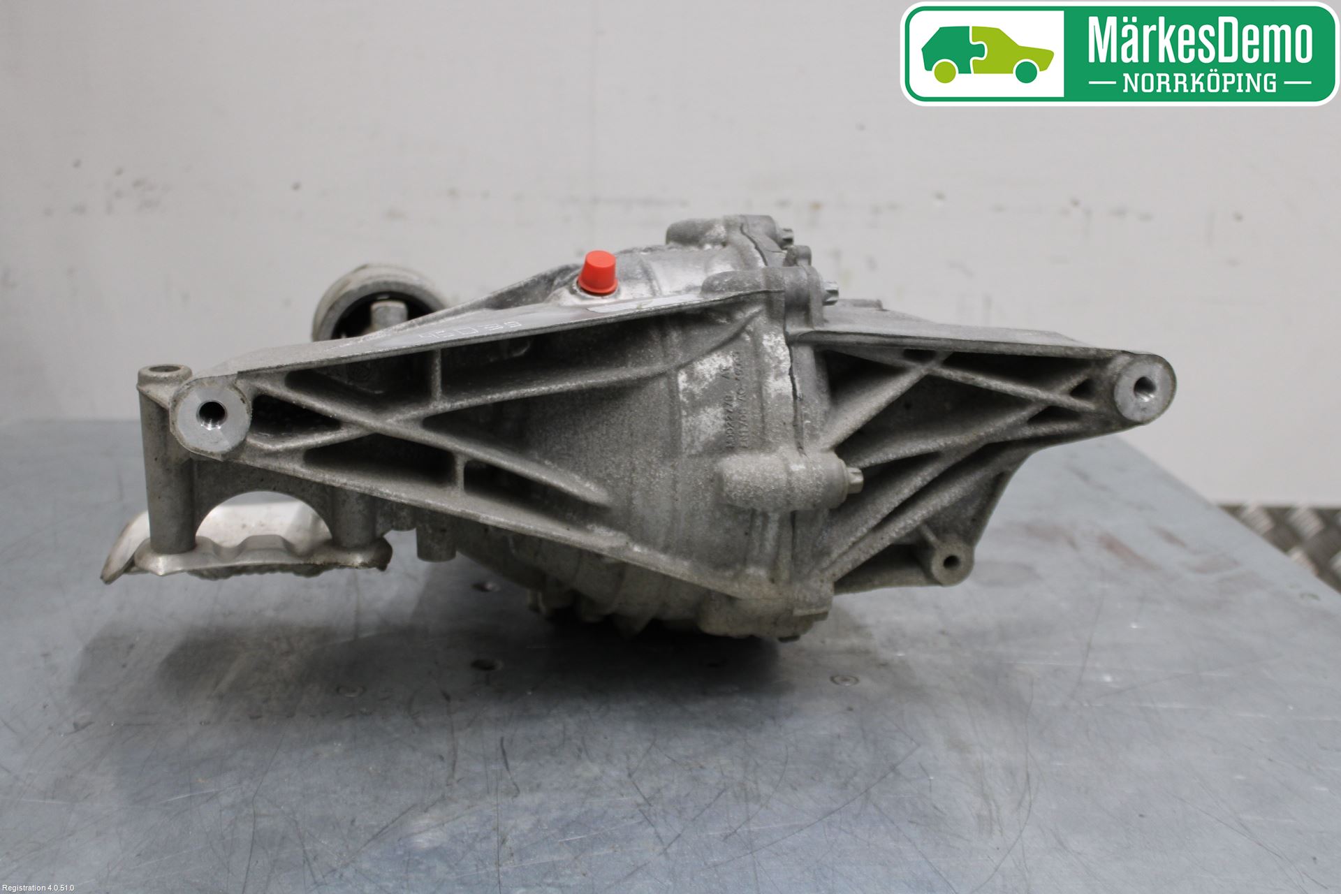 Audi A4/S4 B9 16-19 Bakaksel Kardang Bak -Diff