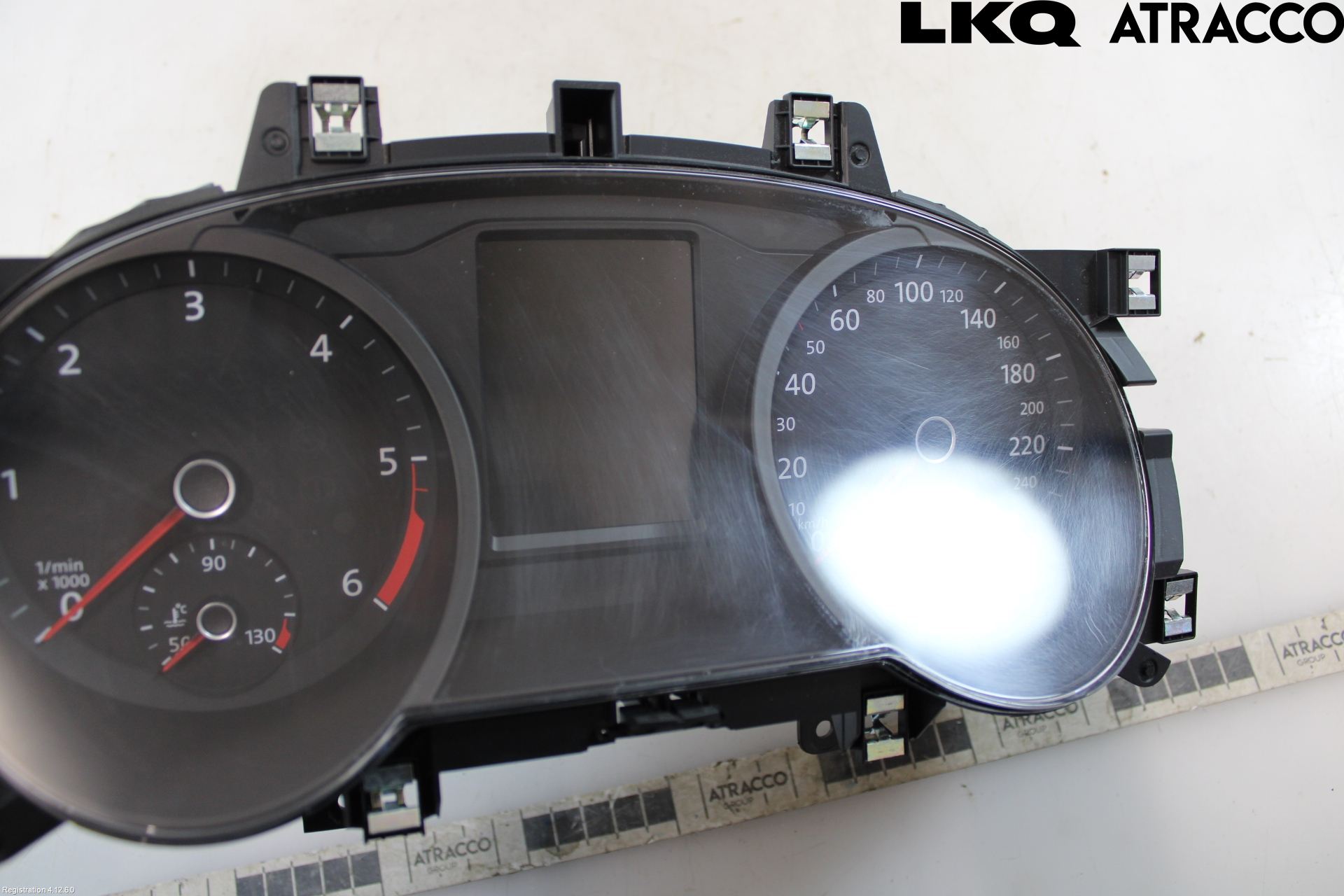 Volkswagen VW PASSAT 15-19 Instr Kombinert
