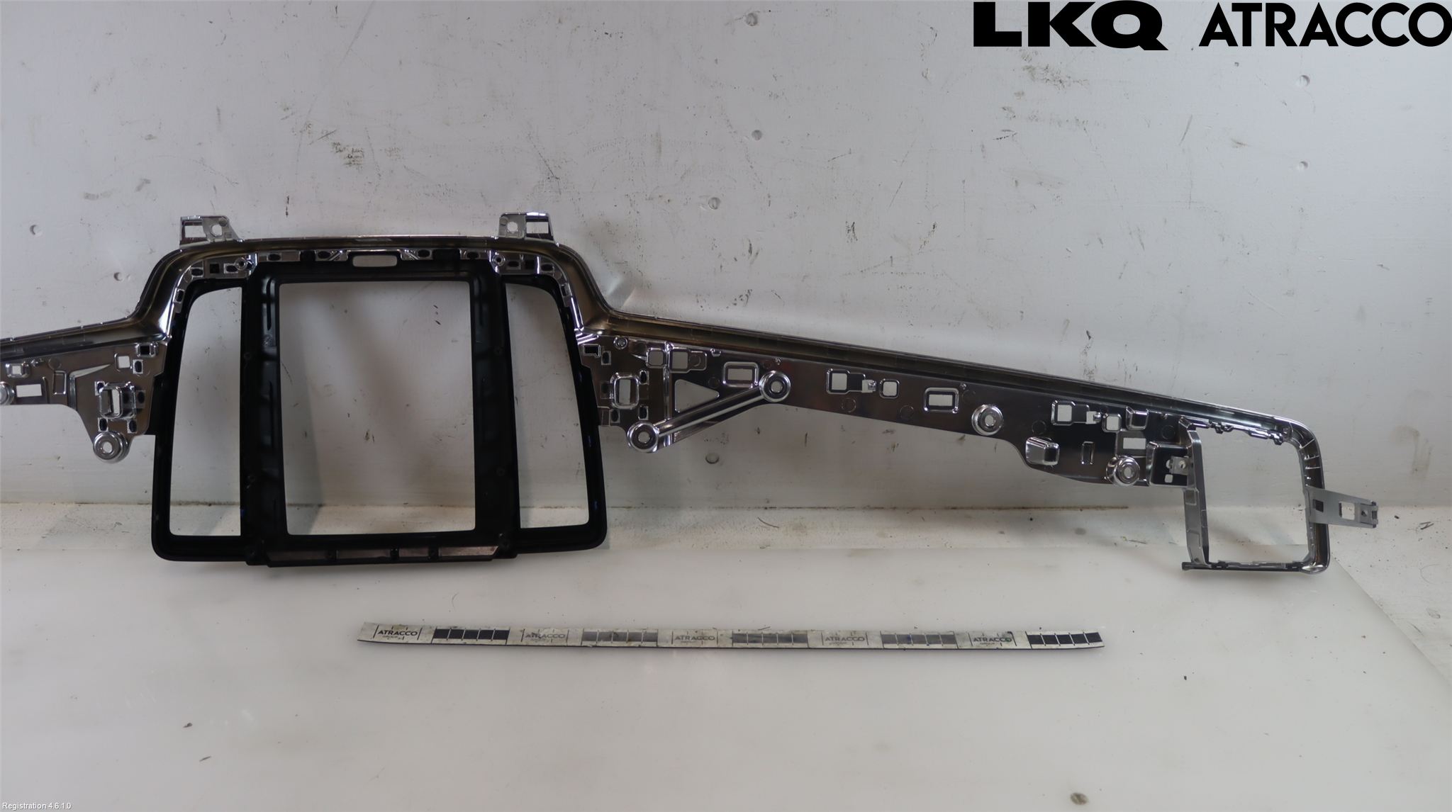 Volvo V90 17->> Innr Dekor Instrbord