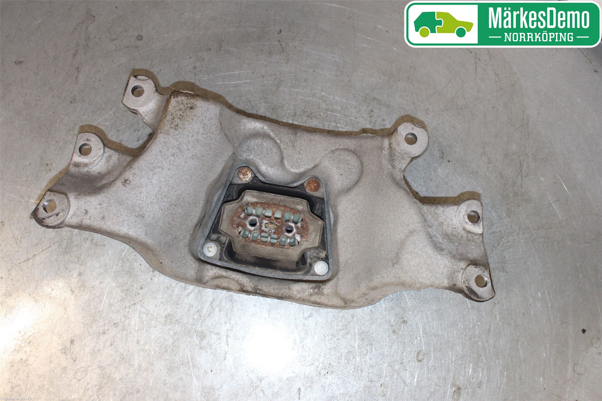 Audi A6/S6     05-11 Gearkasse Bjelke - Travers
