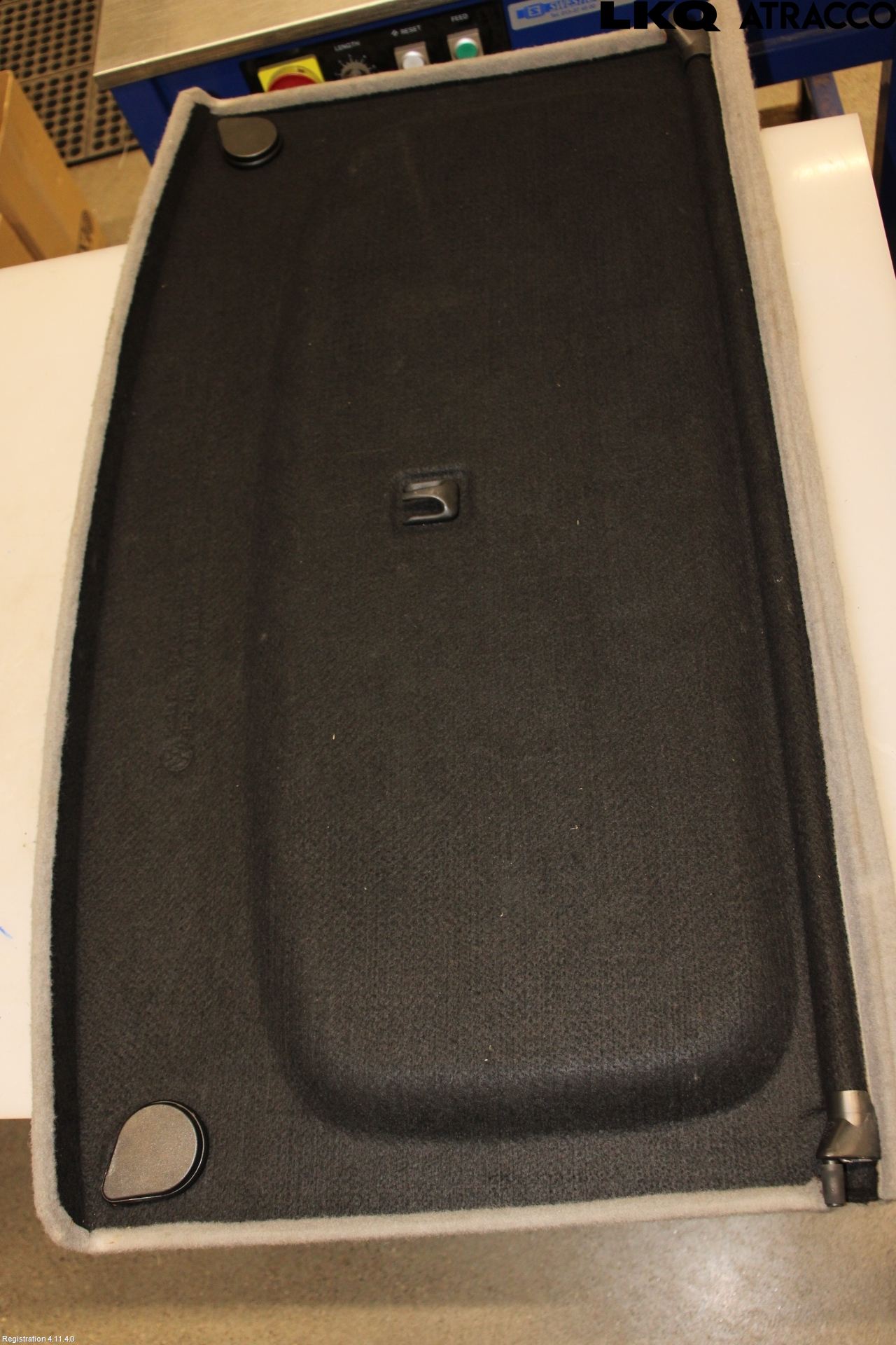 Volkswagen VW GOLF IV 98-06 Innr Hattehylle