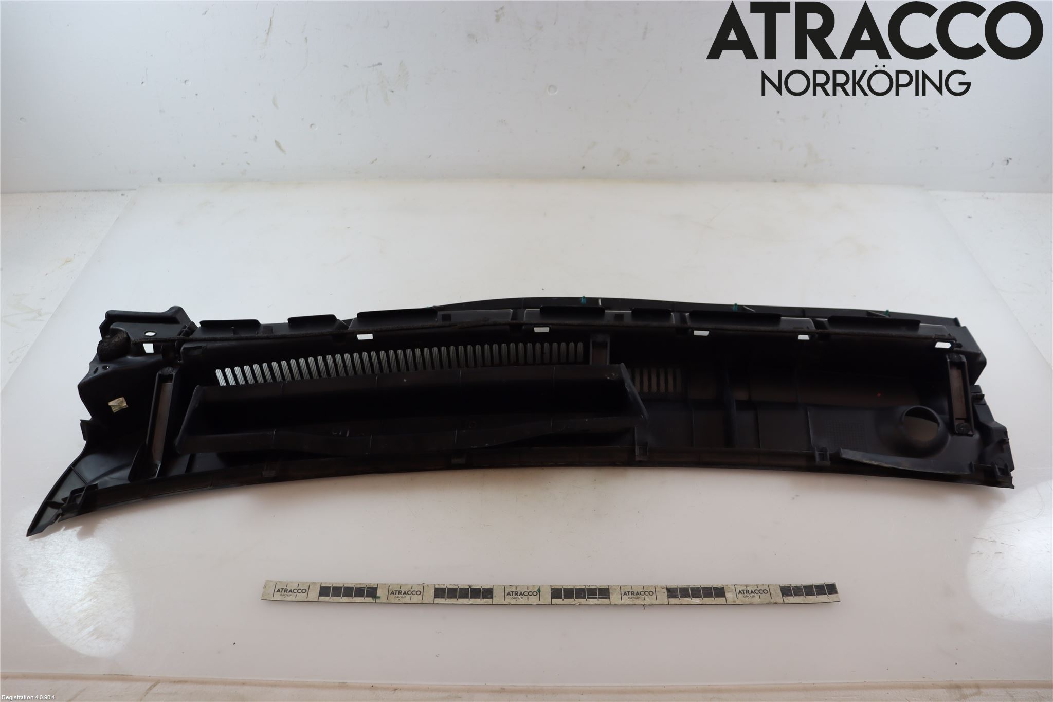 Toyota AURIS 07-09 Visker Deksel-Grill-Under Frr