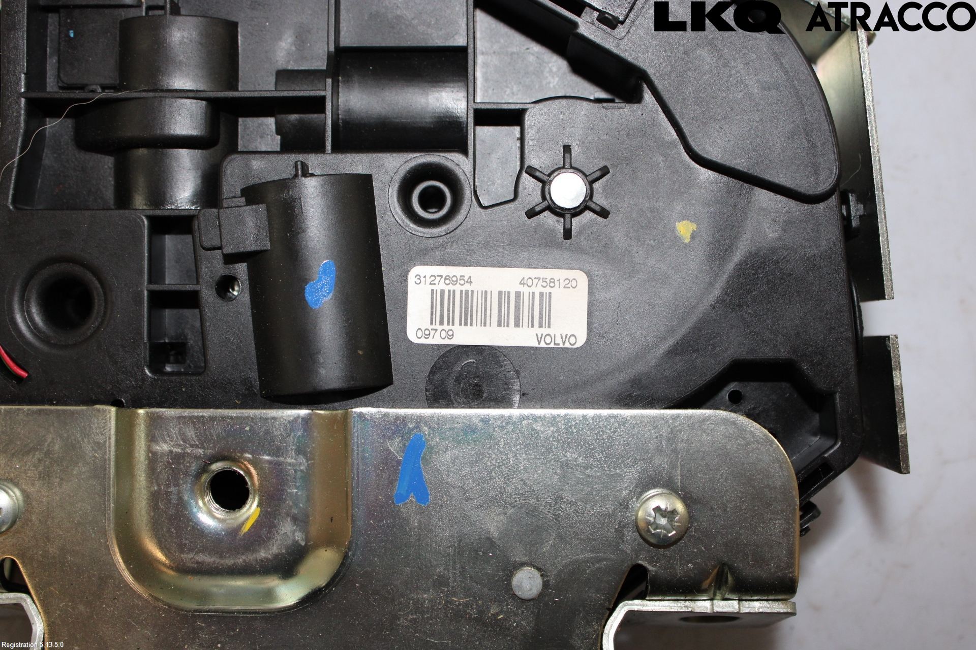 Volvo V70 08-13 Bakluke-Lokk Låsekasse