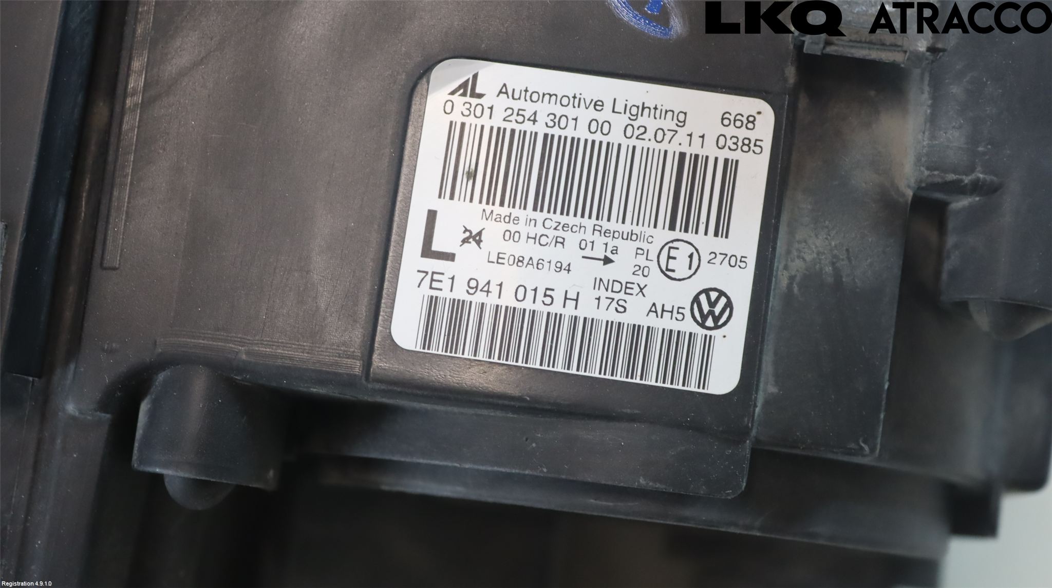 Volkswagen VW TRANSP/CARAVELLE (T5) 04-15 Frontlykt Venstre
