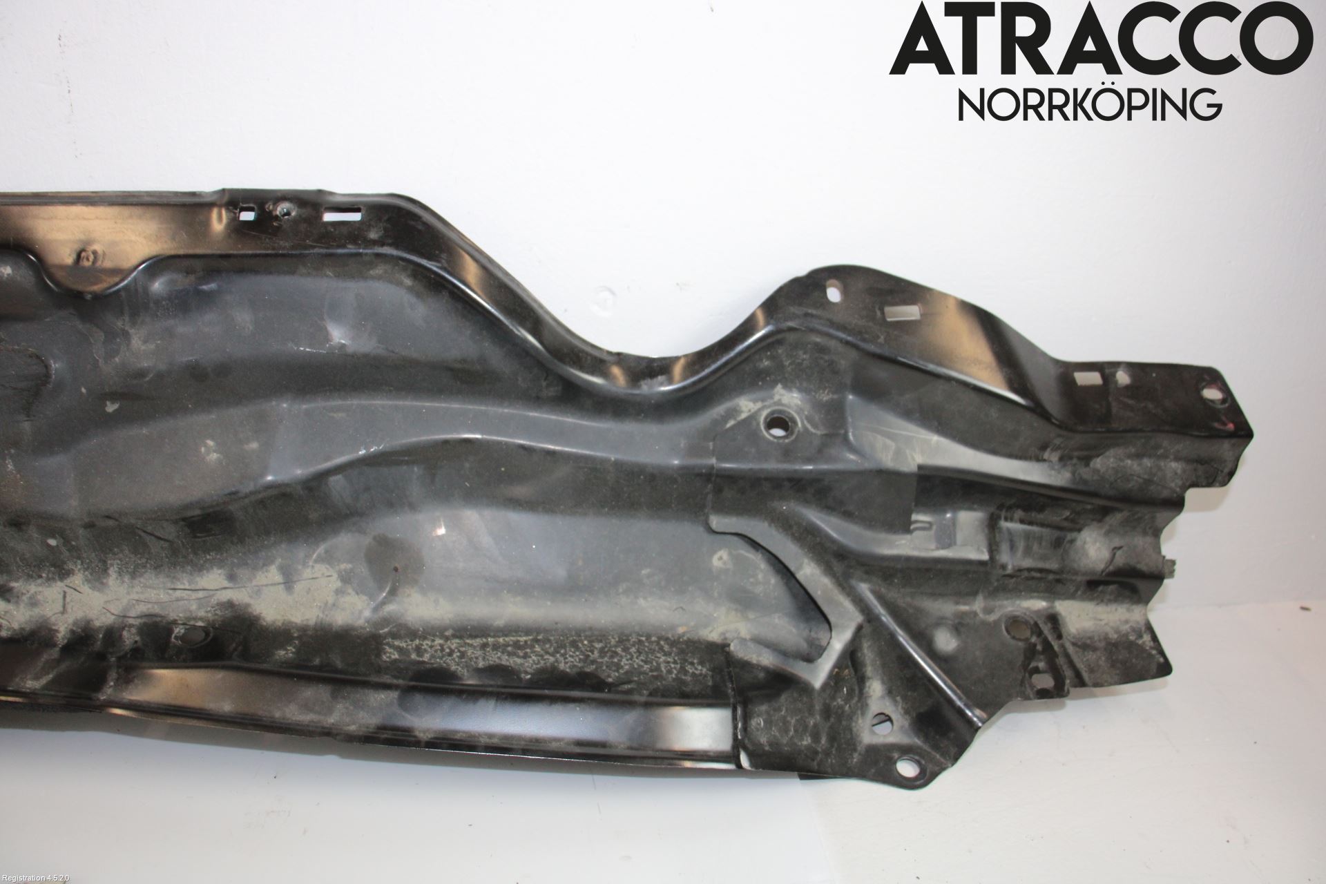 Toyota AURIS 13-19 Visker Deksel-Grill-Under Frr