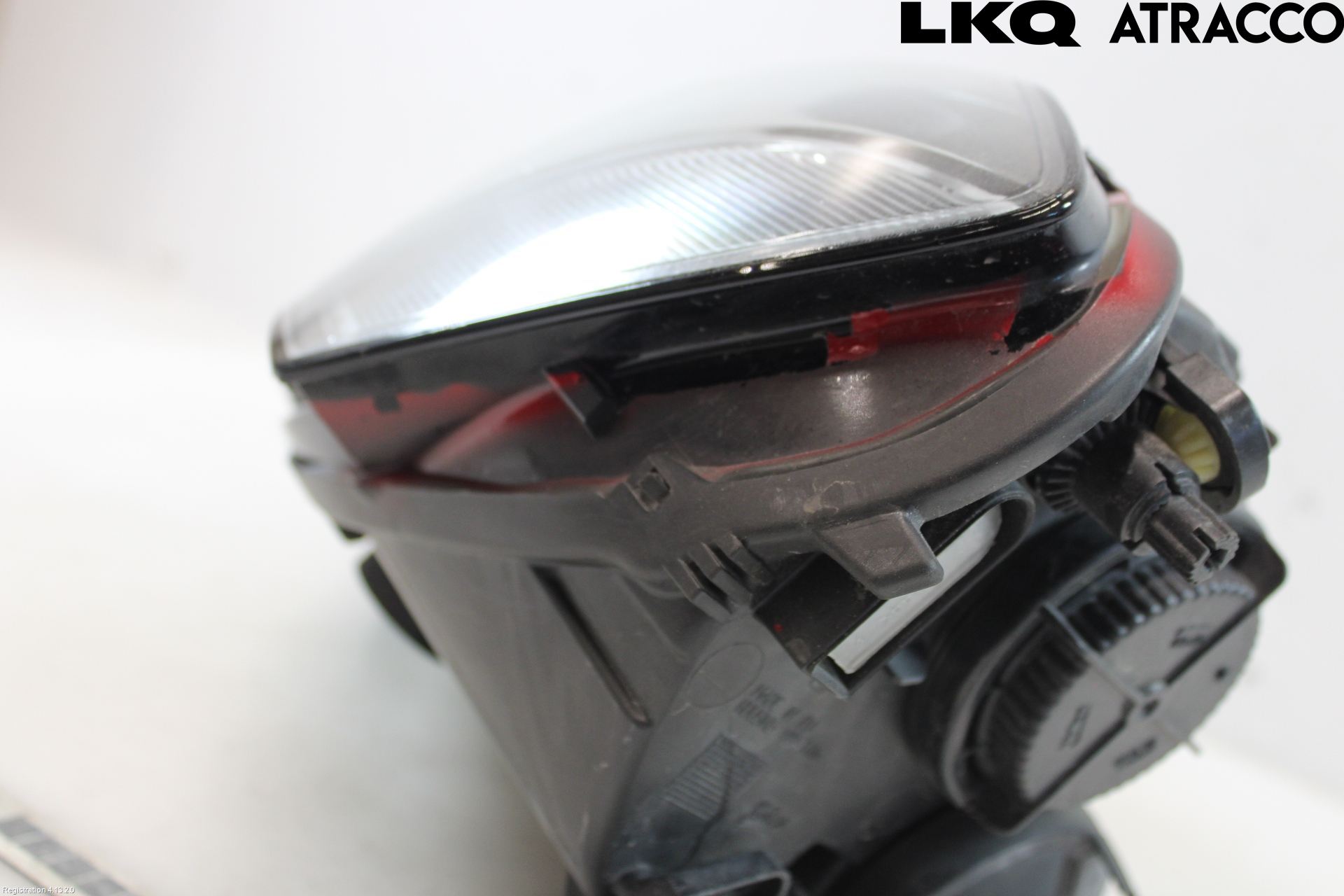 Volkswagen VW PASSAT 11-14 Frontlykt Venstre