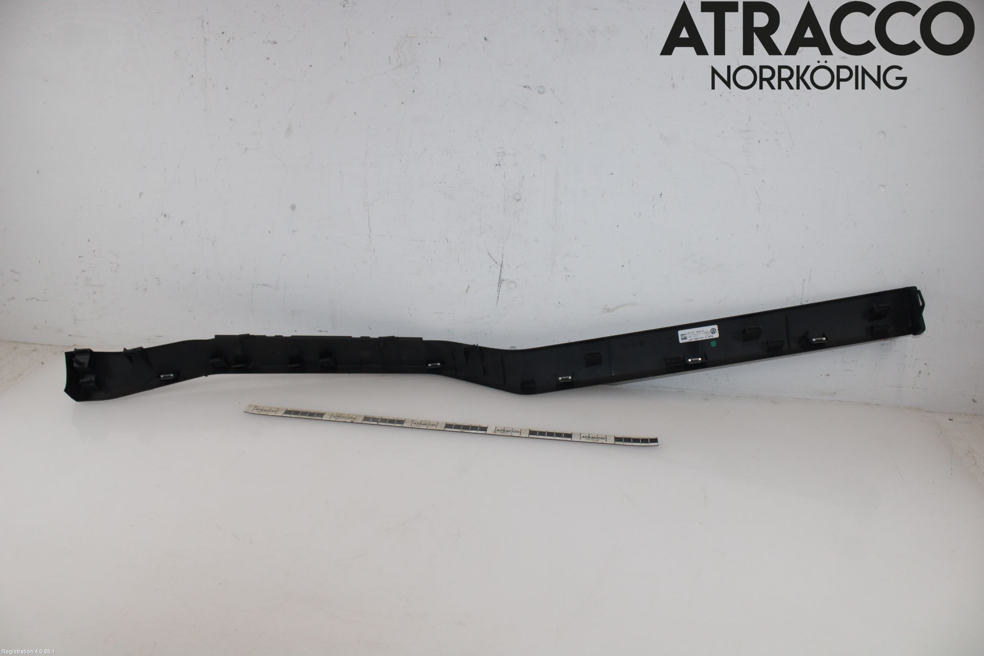 Volkswagen VW TOUAREG CR 18- Innr Dekor Instrbord
