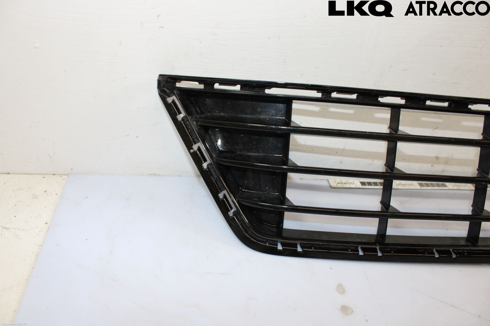 Volkswagen VW GOLF / E-GOLF VII 13-20 Grilldel Midt