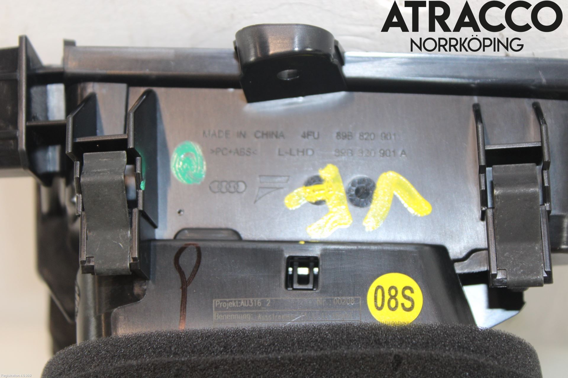 Audi Q4 E-TRON FZ 22- Dashbord Kanal - Dyse