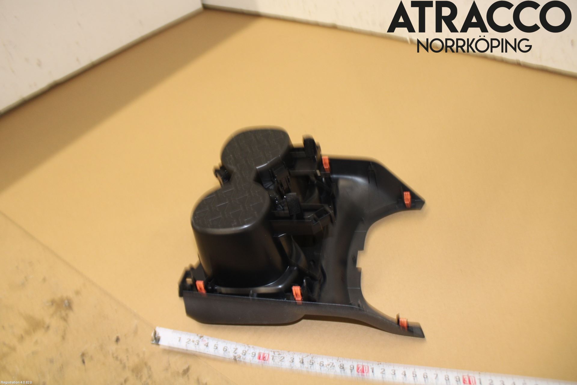 Toyota RAV4 19- Innr Koppholder