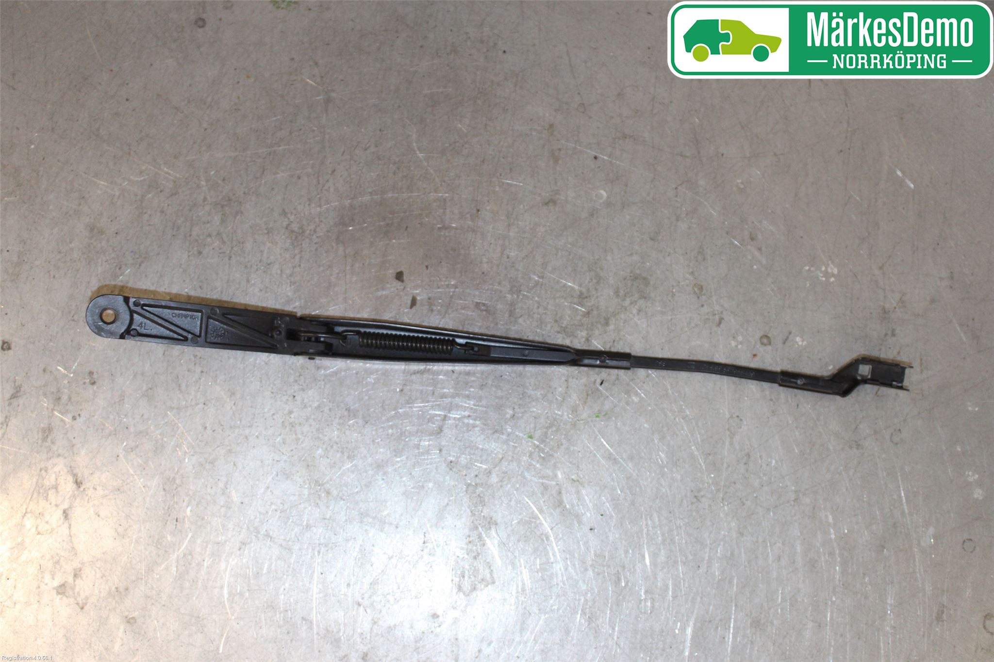 Seat LEON 13-20 Viskerarm-Armer Frontrute