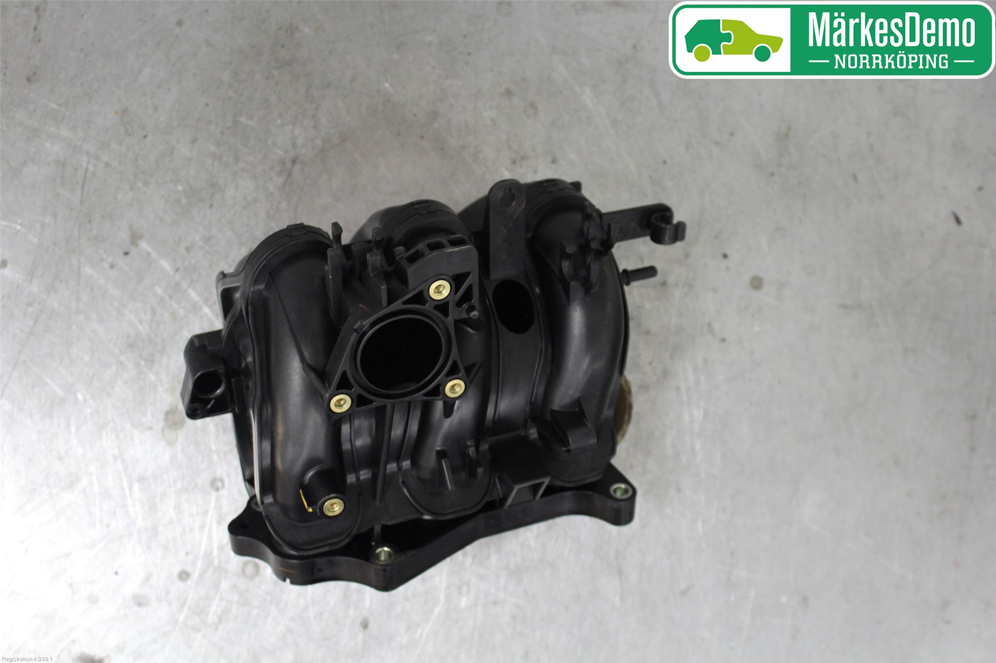 Toyota AYGO 15-21 Innsugningsmanifold