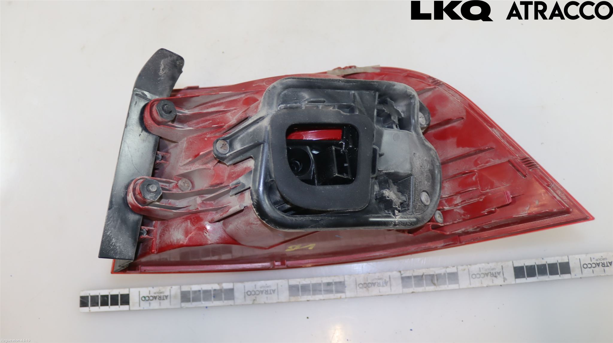 Volkswagen VW PASSAT 11-14 Baklykt Venstre