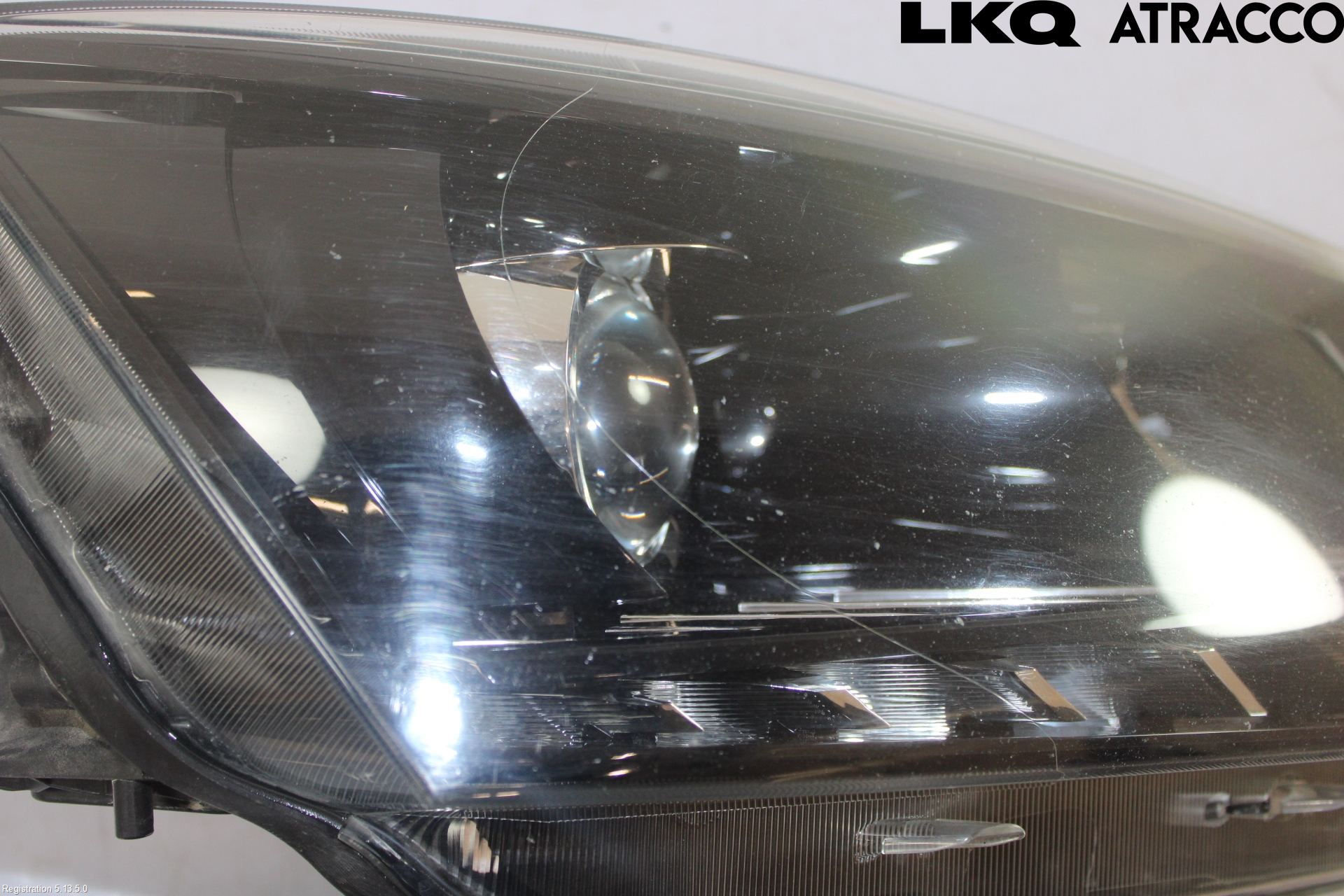 Skoda FABIA 15-21 Frontlykt Høyre