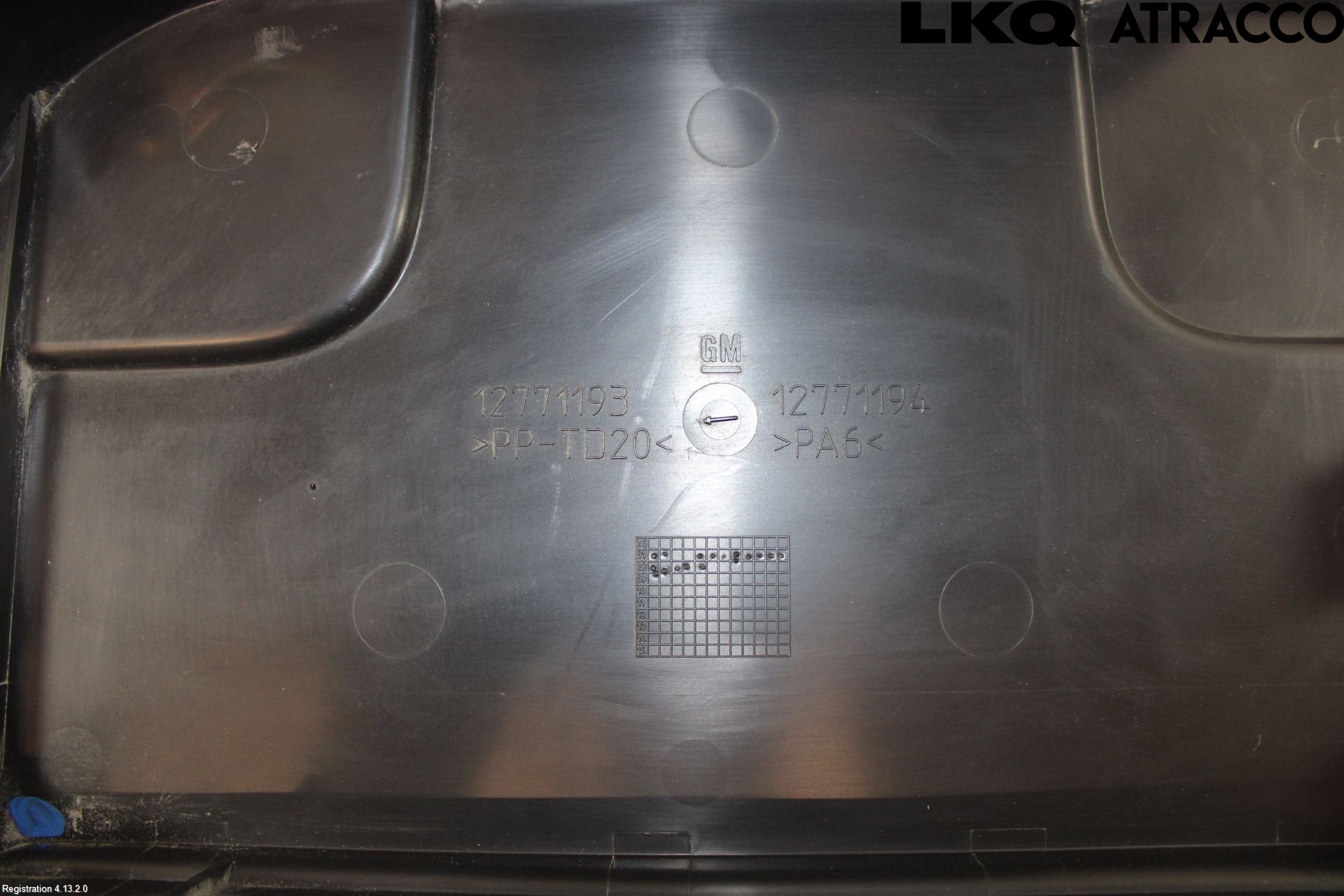 Saab 9-3 VER2/VER3 08-15 Batterikasse - Feste - Holder