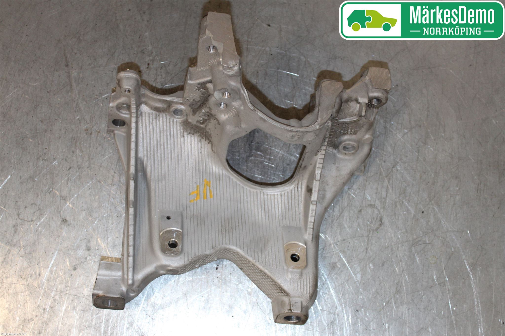 Audi A4/S4 B9 16-19 Motor Feste Stål-Alu
