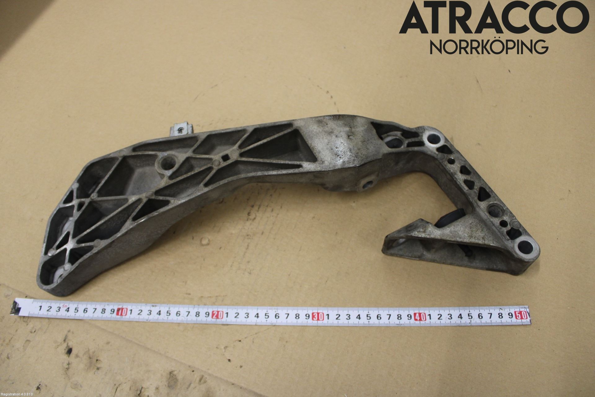 BMW 3 F30/F31/F80 12-19 Gearkasse Bjelke - Travers